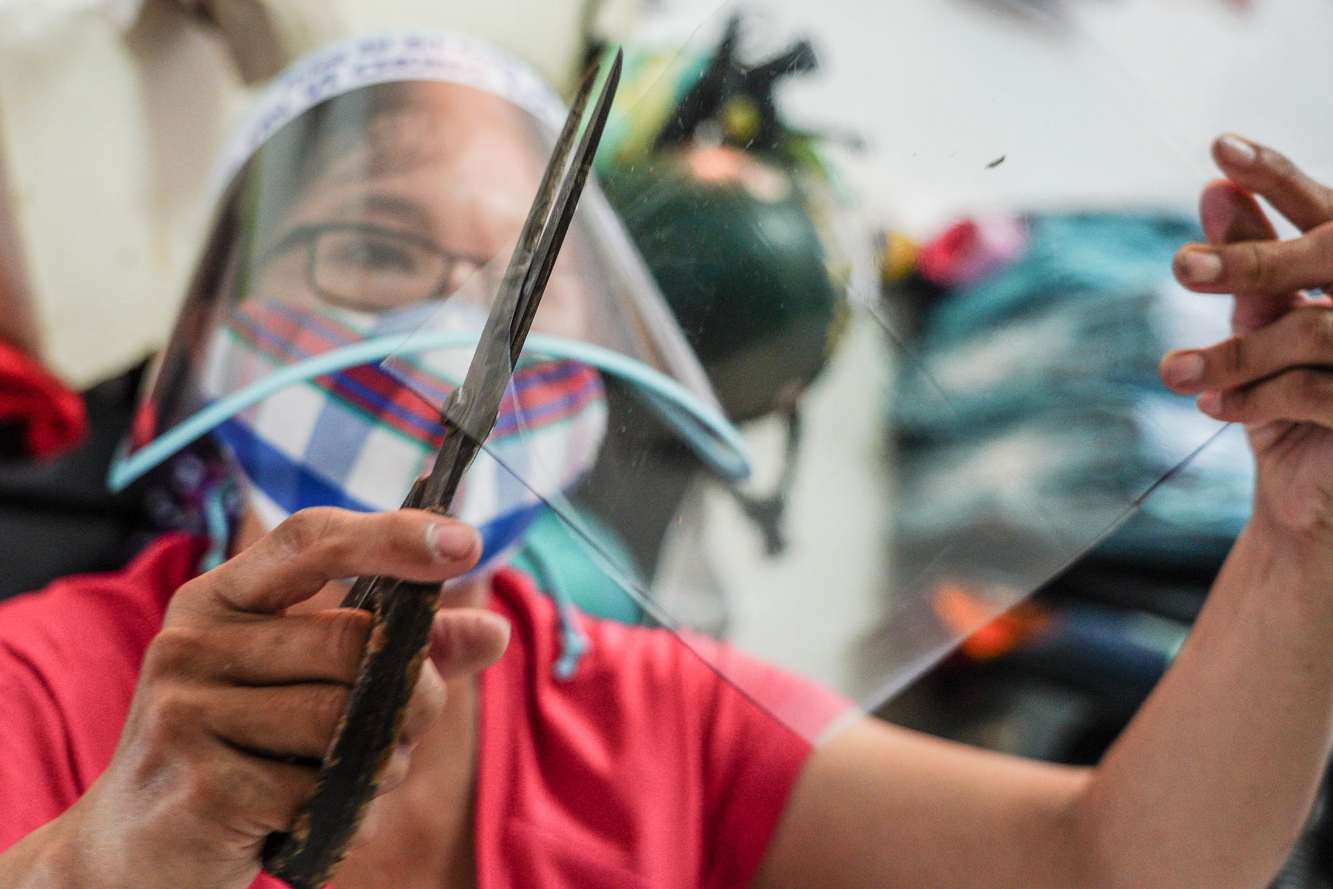 mat na chong dich covid-19 anh 8