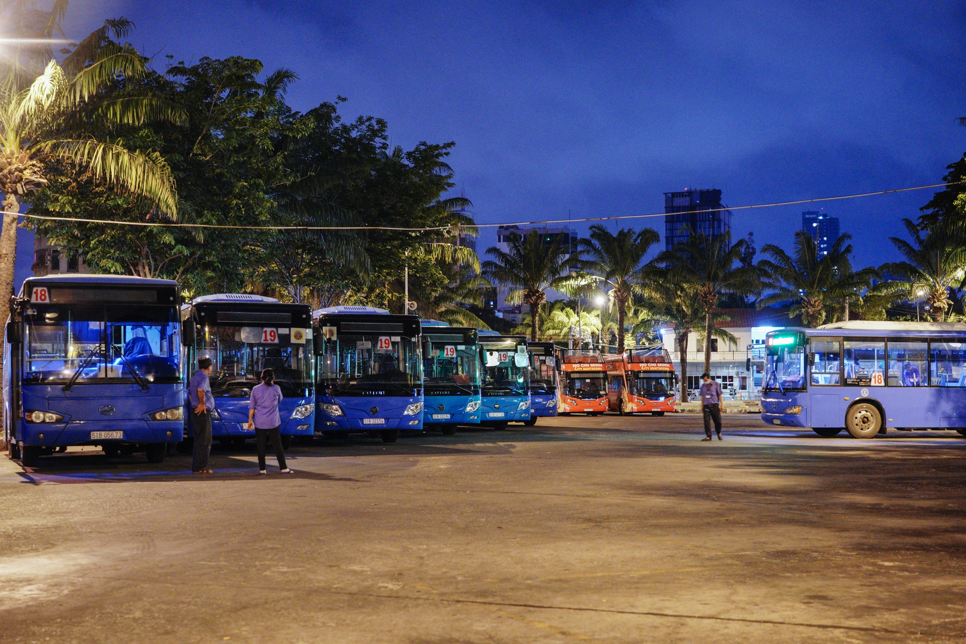 Xe buyt TP.HCM hoat dong tro lai anh 1