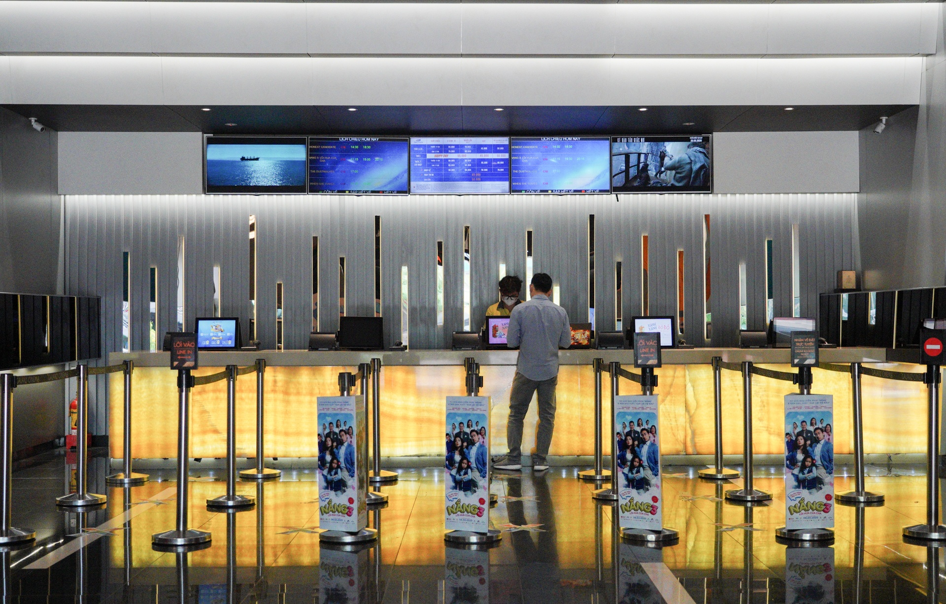 Rap chieu phim vang khach ngay cuoi tuan anh 6