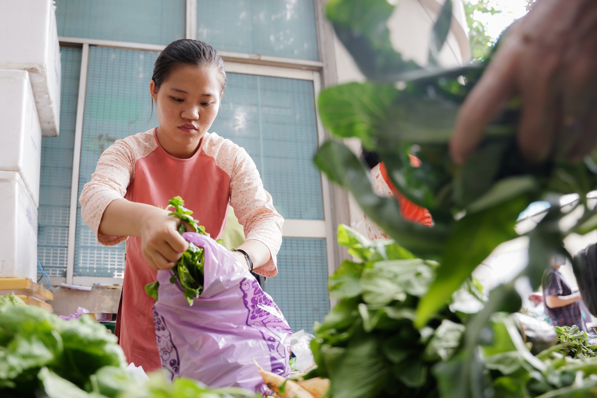 Cho que giua pho thi TP.HCM anh 9