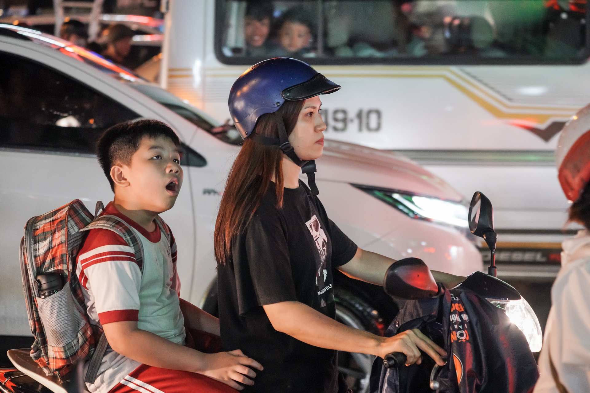 Ket xe o TP.HCM anh 8