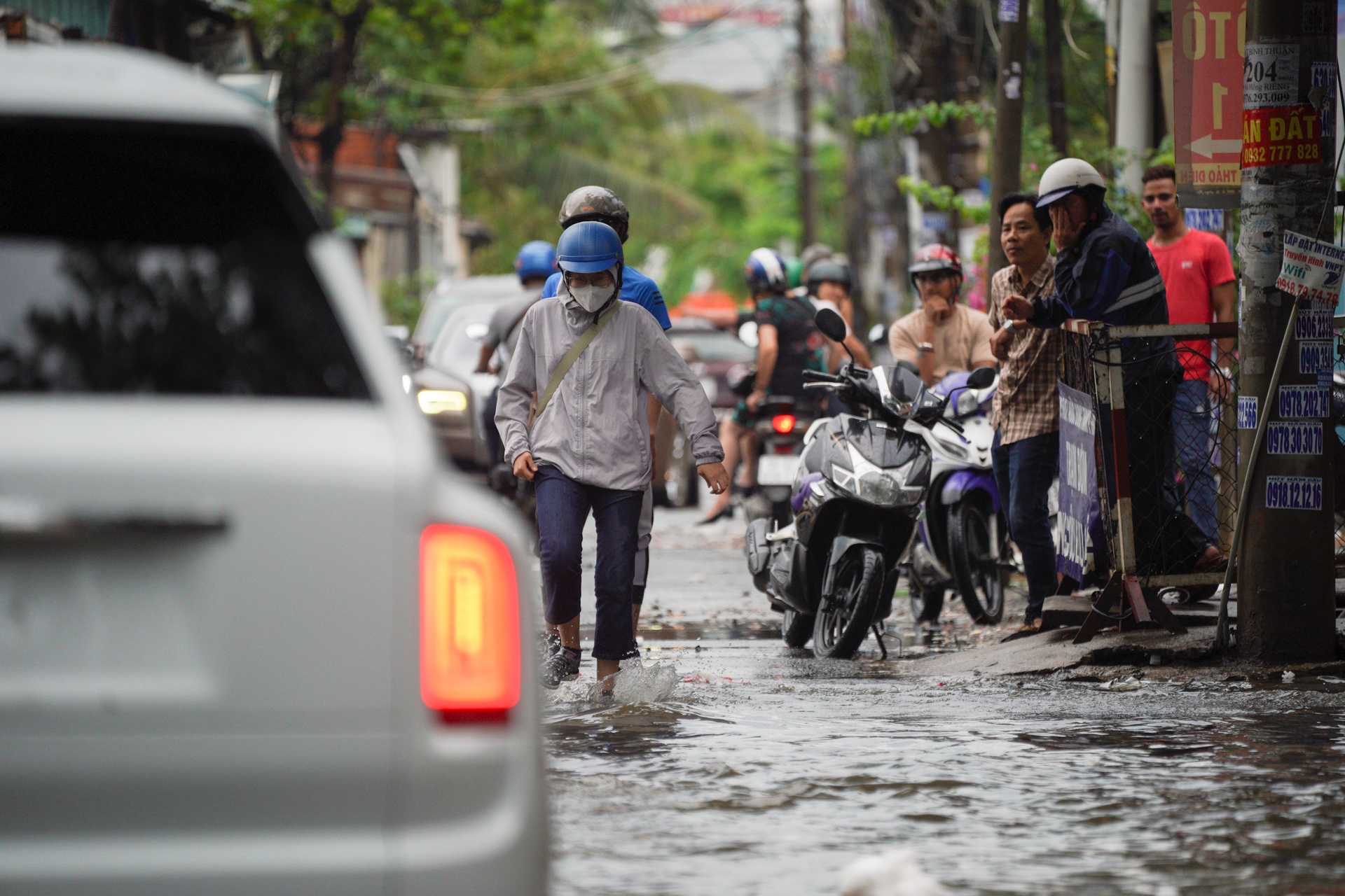 Xe Sang chet may vi ngap anh 3