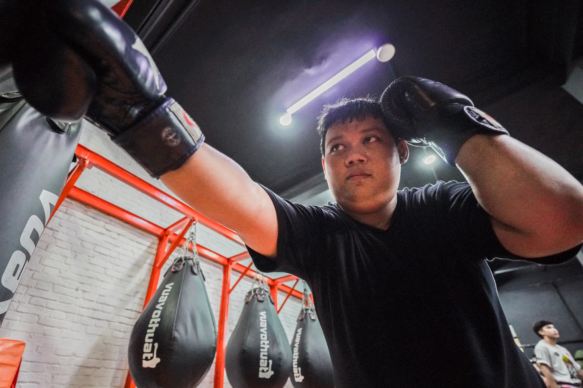 Cho tre hoc vo dip he anh 9