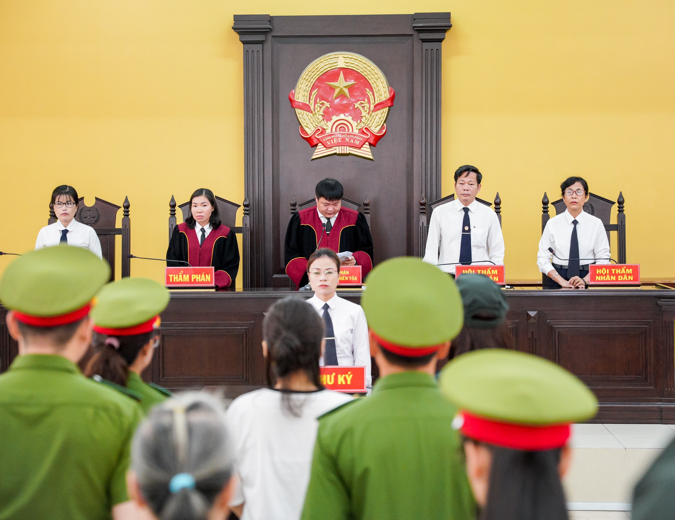 Giet nguoi do be tong anh 1