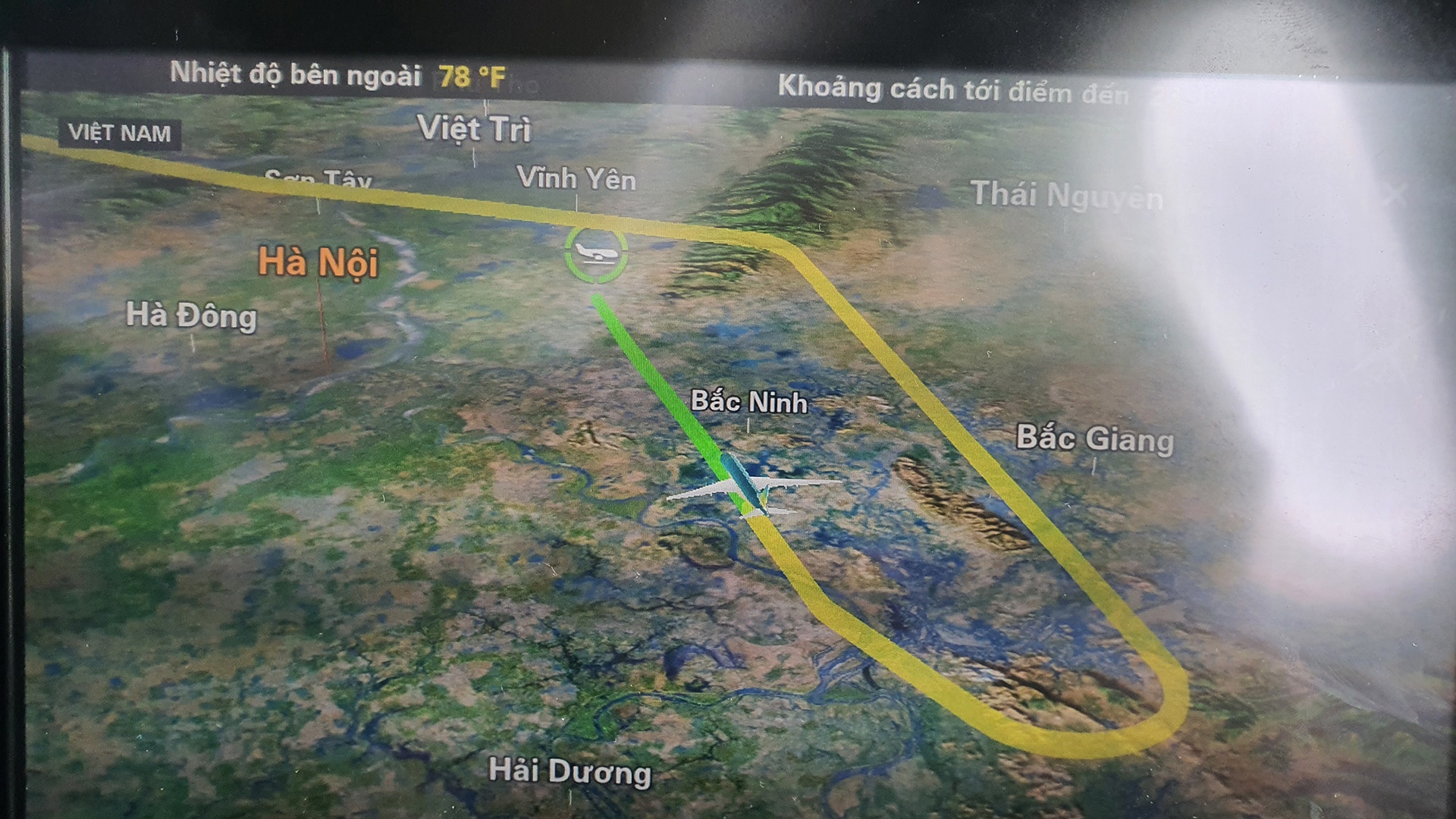 May bay xep hang cho cat canh anh 10