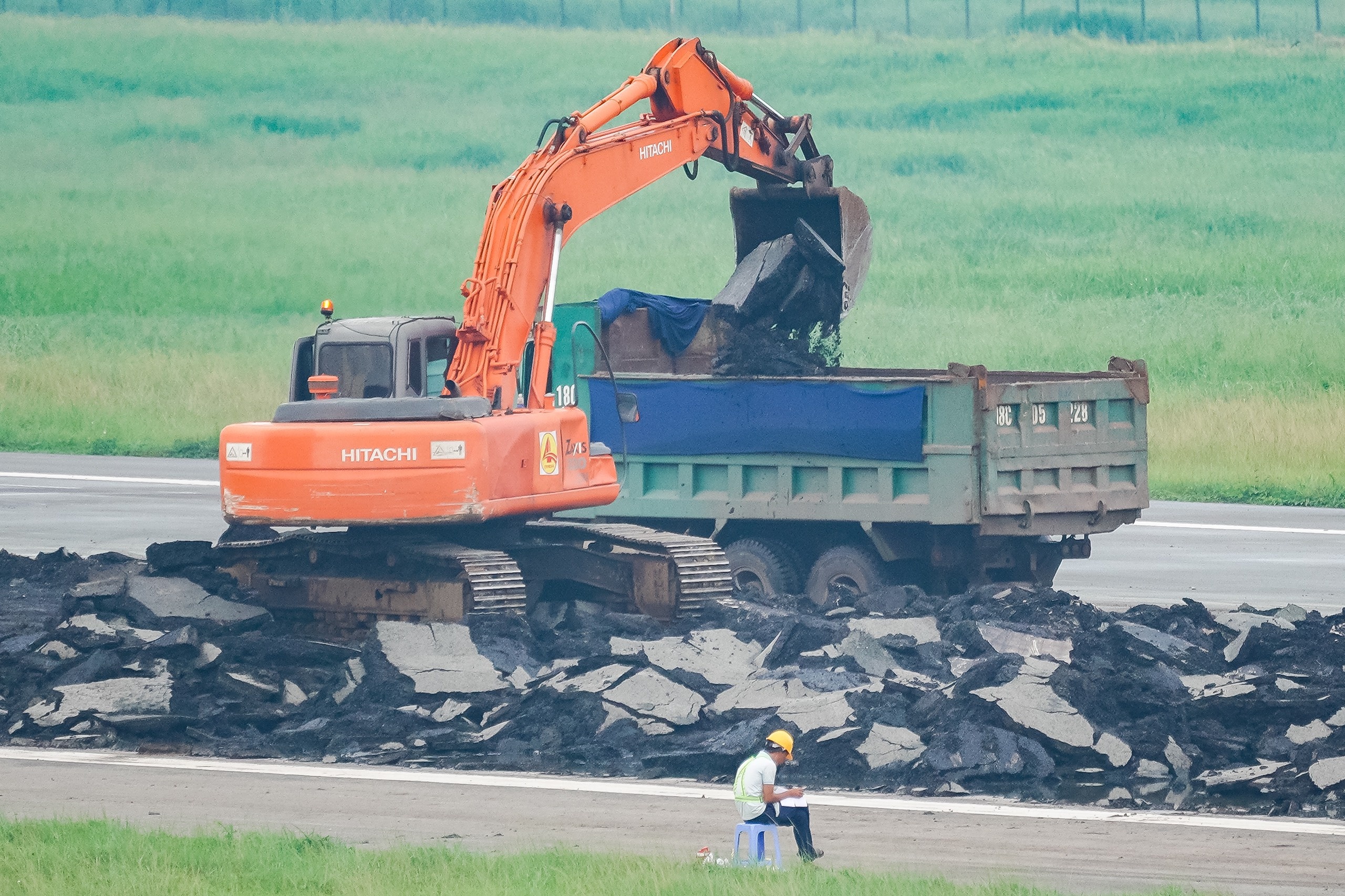 May bay xep hang cho cat canh anh 6
