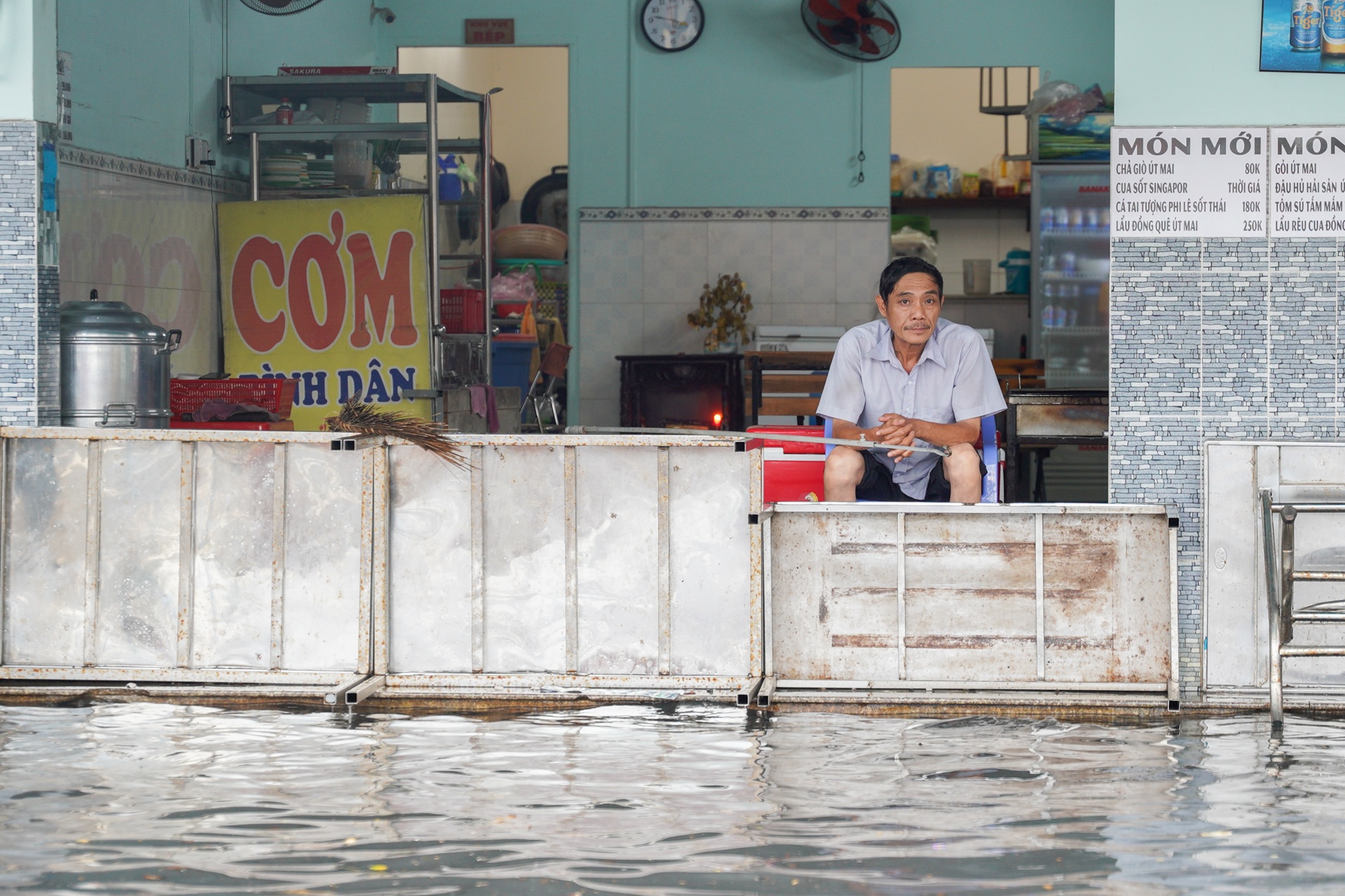 Ngap nang sau con mua lon anh 11