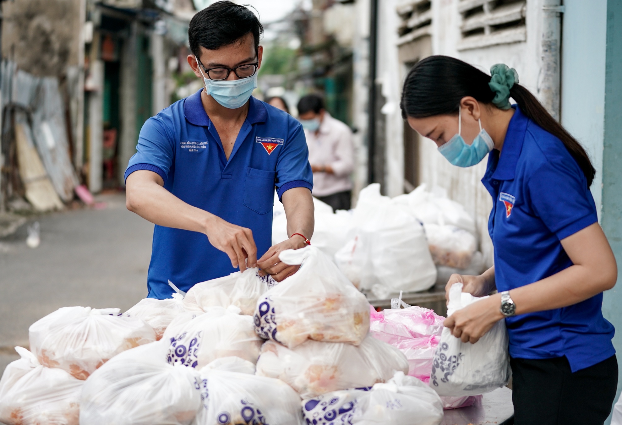 Phong toa hem co ca nhiem Covid-19 anh 3