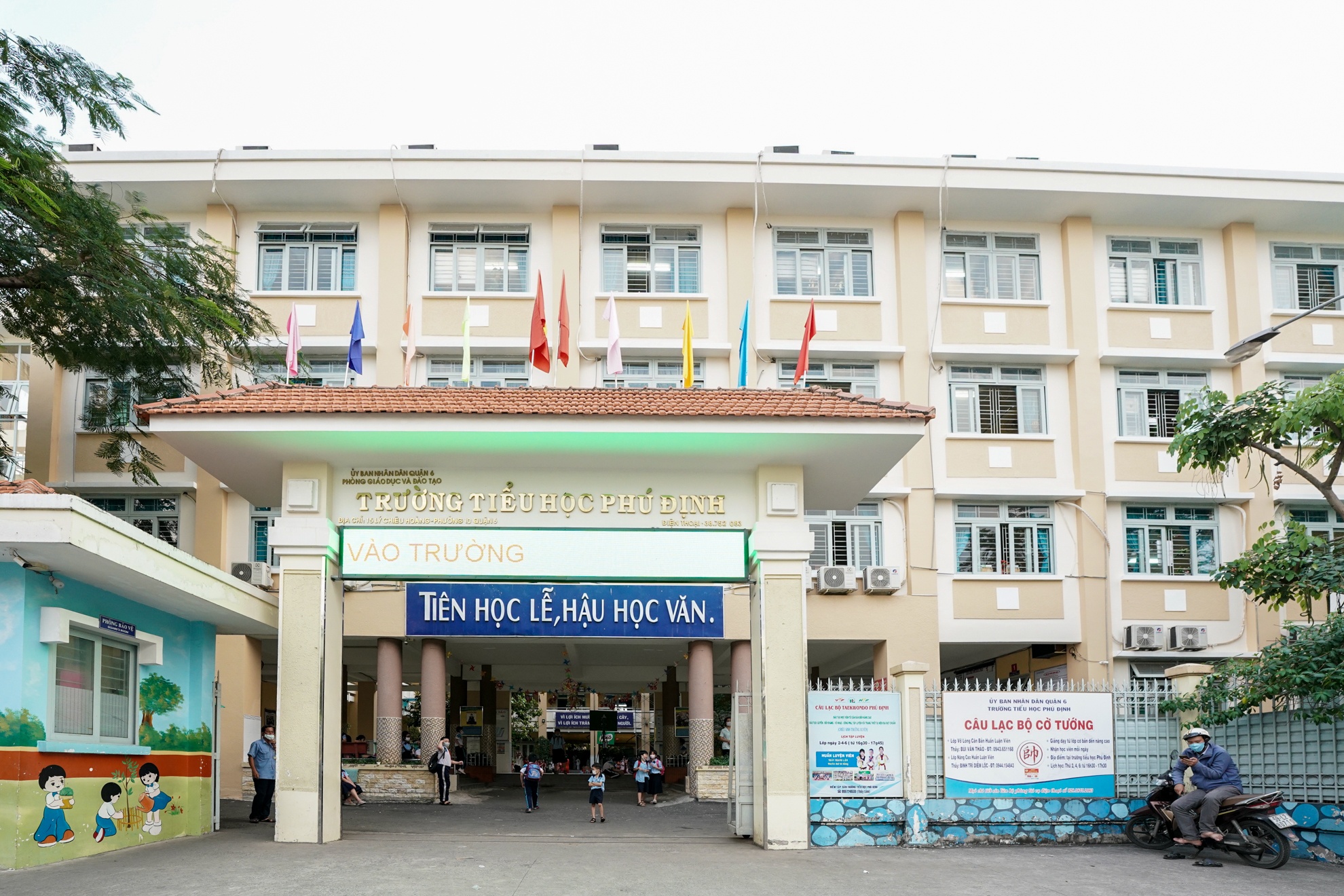 Xit khu khuan truong de chong dich anh 1