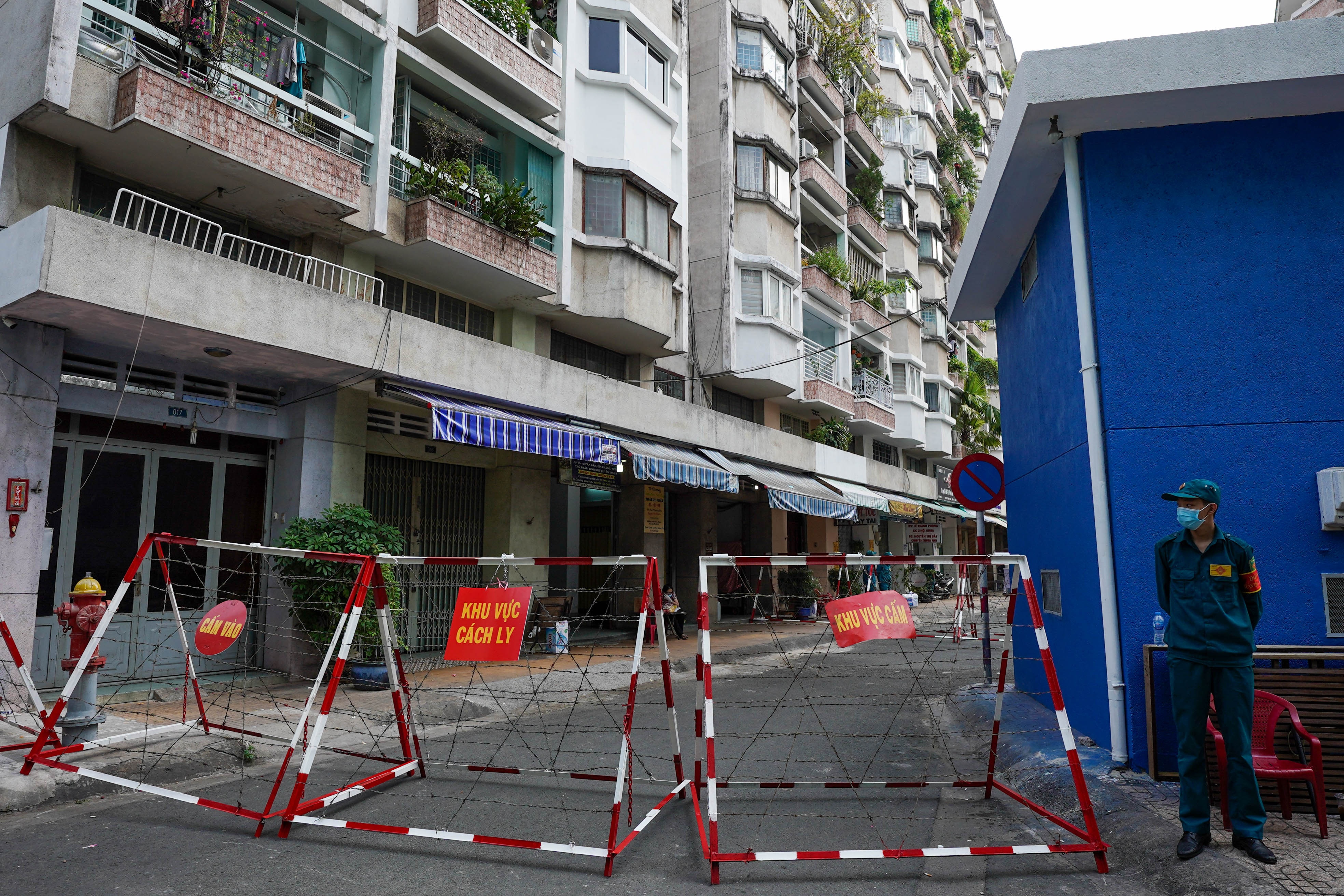 Phong toa vi Covid-19 anh 3