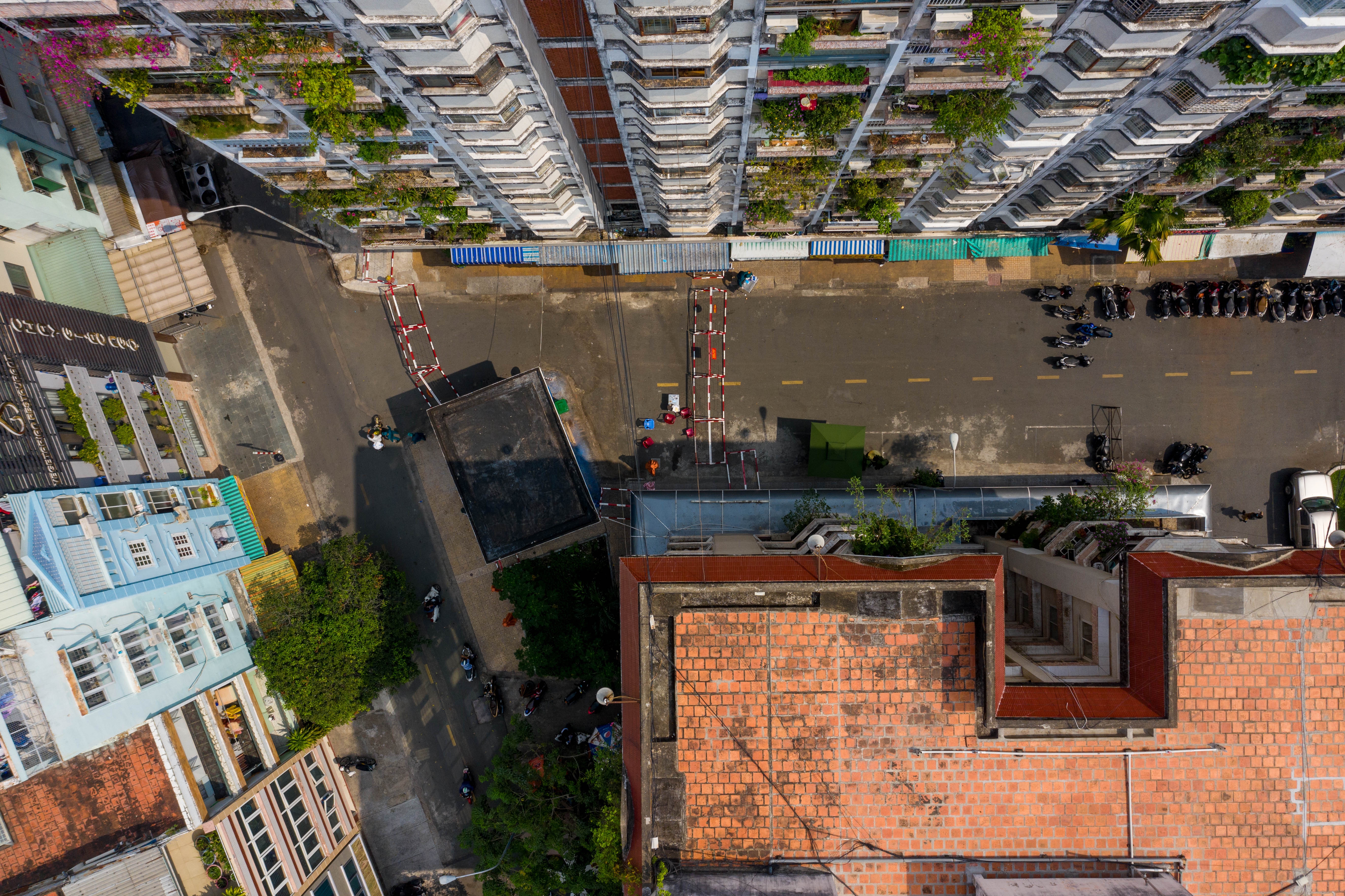 Phong toa vi Covid-19 anh 2