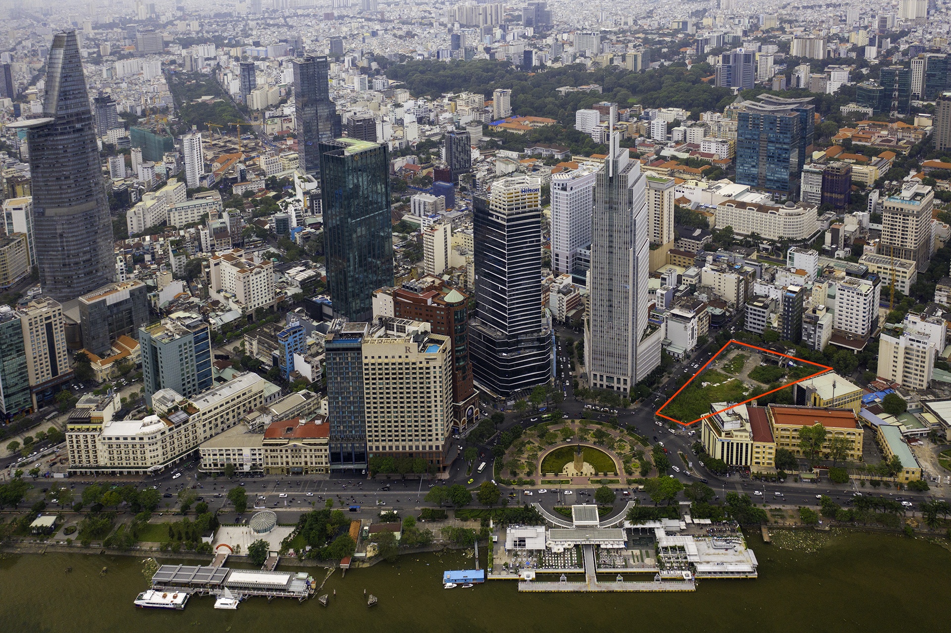 Khu dat vang khien ong Vu Huy Hoang hau toa anh 1