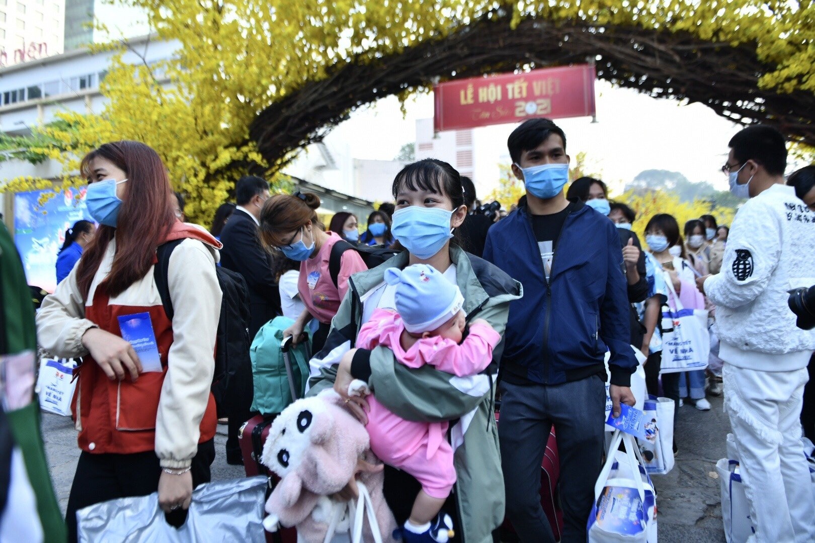 Nhan ve ve que mien phi anh 8