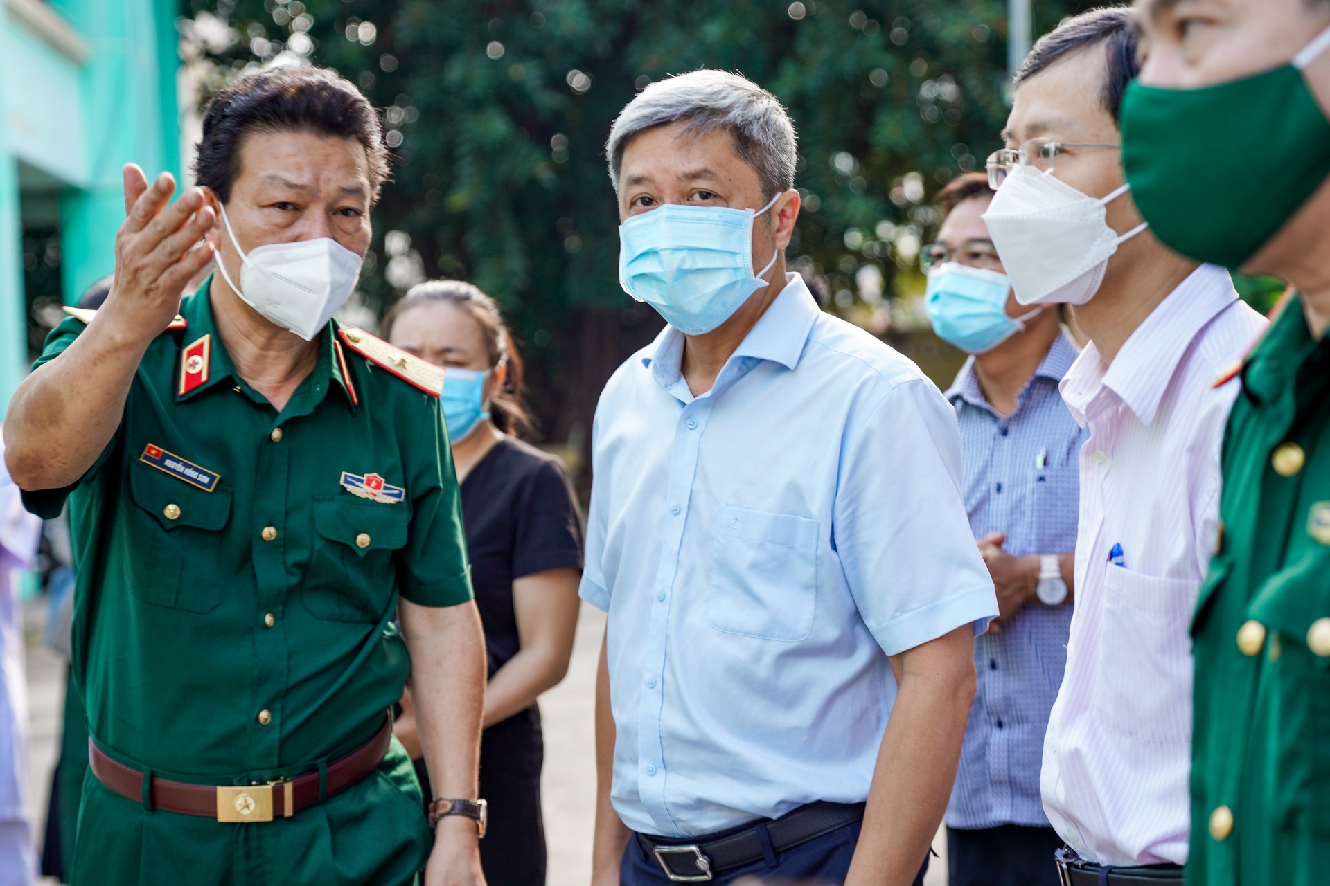 thứ trưởng nguyễn trường sơn thăm bệnh viện 175 ảnh 6 thu truong nguyen truong son tham benh vien 175 anh 6