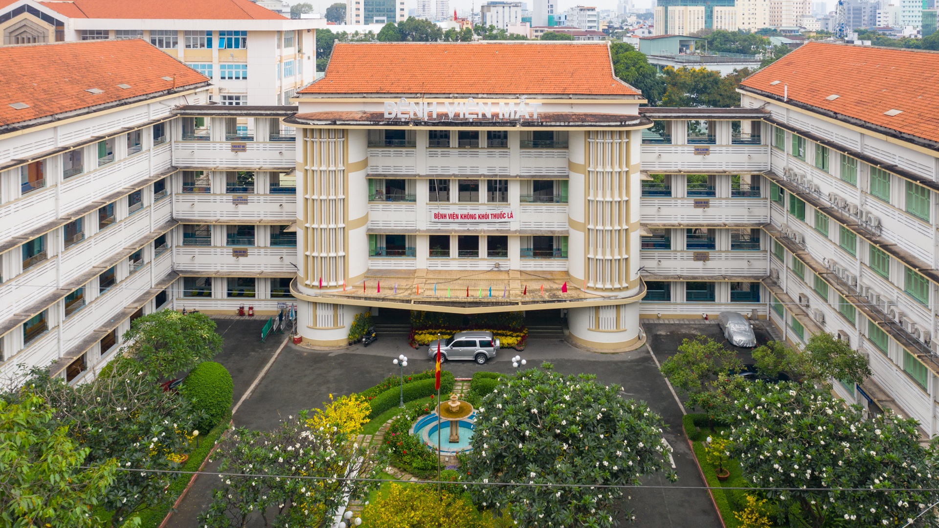 Benh vien mat dung don benh nhan anh 9