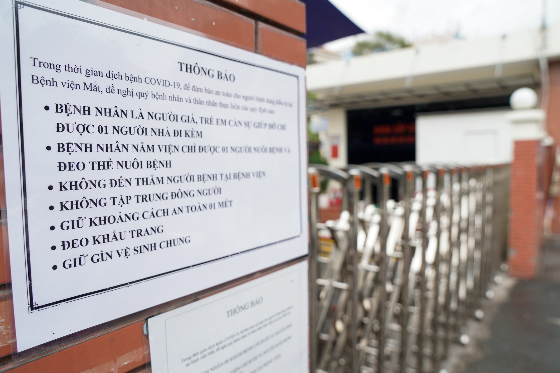 Benh vien mat dung don benh nhan anh 4