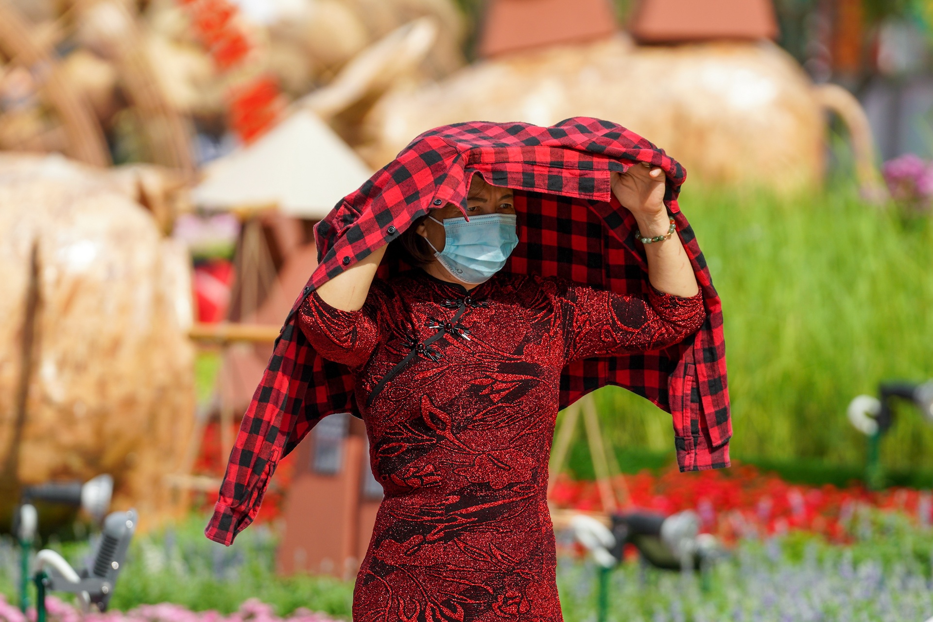 Doi nang du xuan ngay cuoi nam tai TP.HCM hinh anh