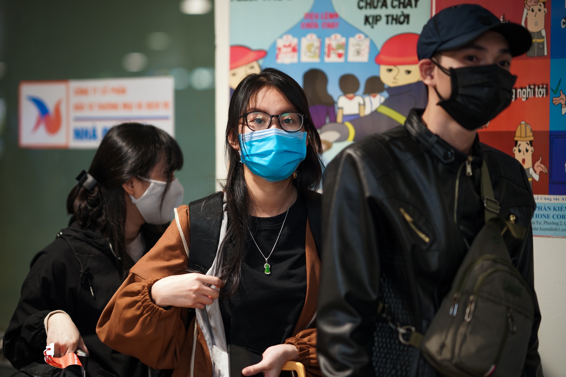 Lay mau hanh khach den tu 3 san bay anh 2