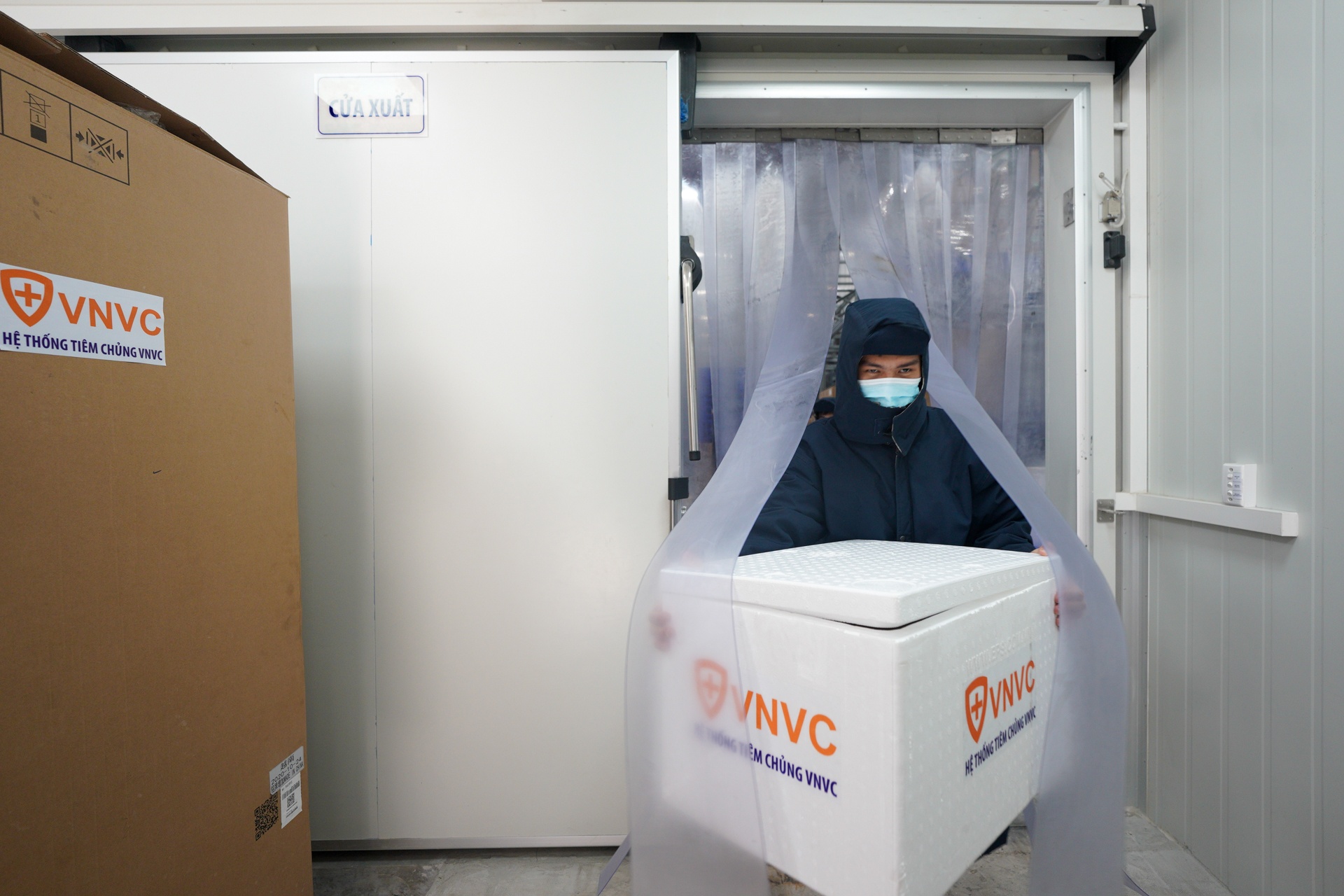 tiêm vaccine Covid-19 tại Việt Nam ảnh 8 tiem vaccine Covid-19 tai Viet Nam anh 8