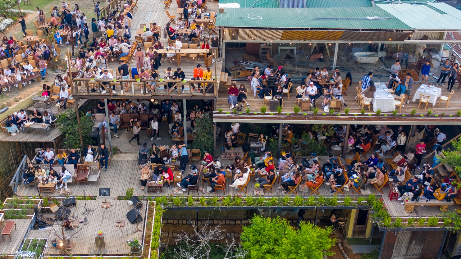 Cac diem tham quan tai Da Lat dong khach tro lai hinh anh