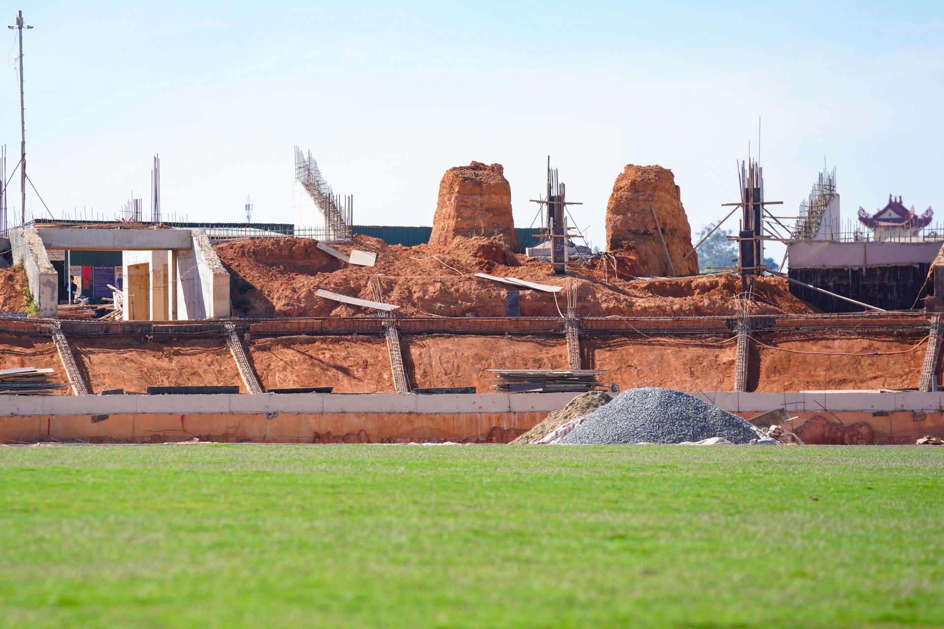 San van dong o Da Lat anh 5