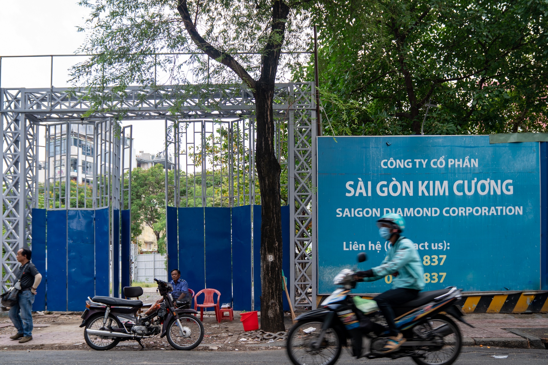 Dat vang SJC bi bo hoang anh 2