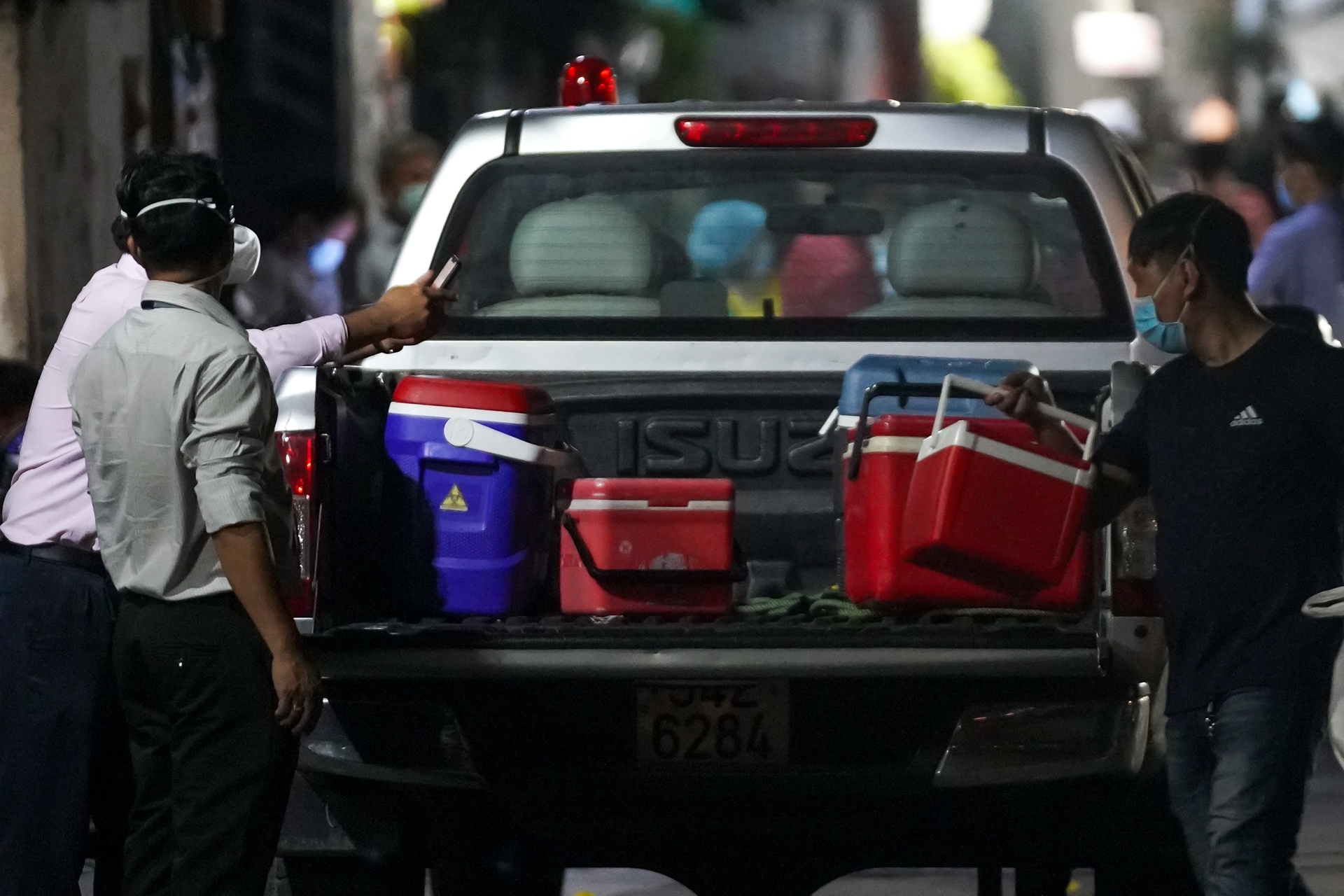 Phong toa hem vi Covid-19 anh 3