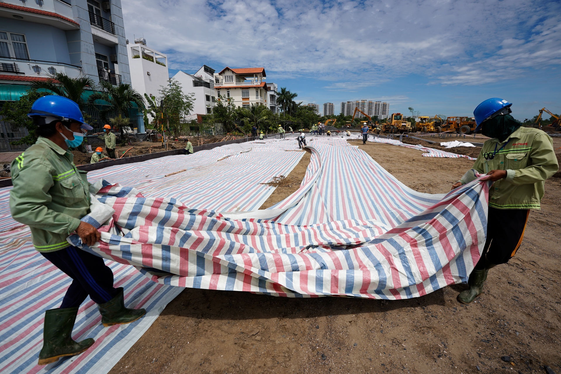 TP.HCM gap rut xay moi 2 benh vien da chien voi 5.800 giuong hinh anh