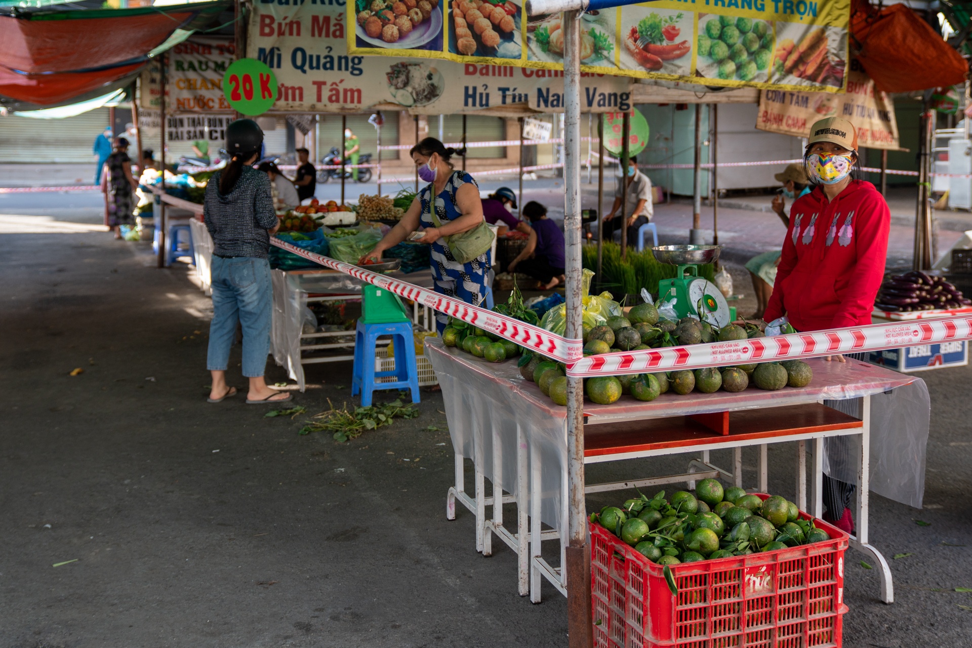 Cho mo cua tro lai anh 7