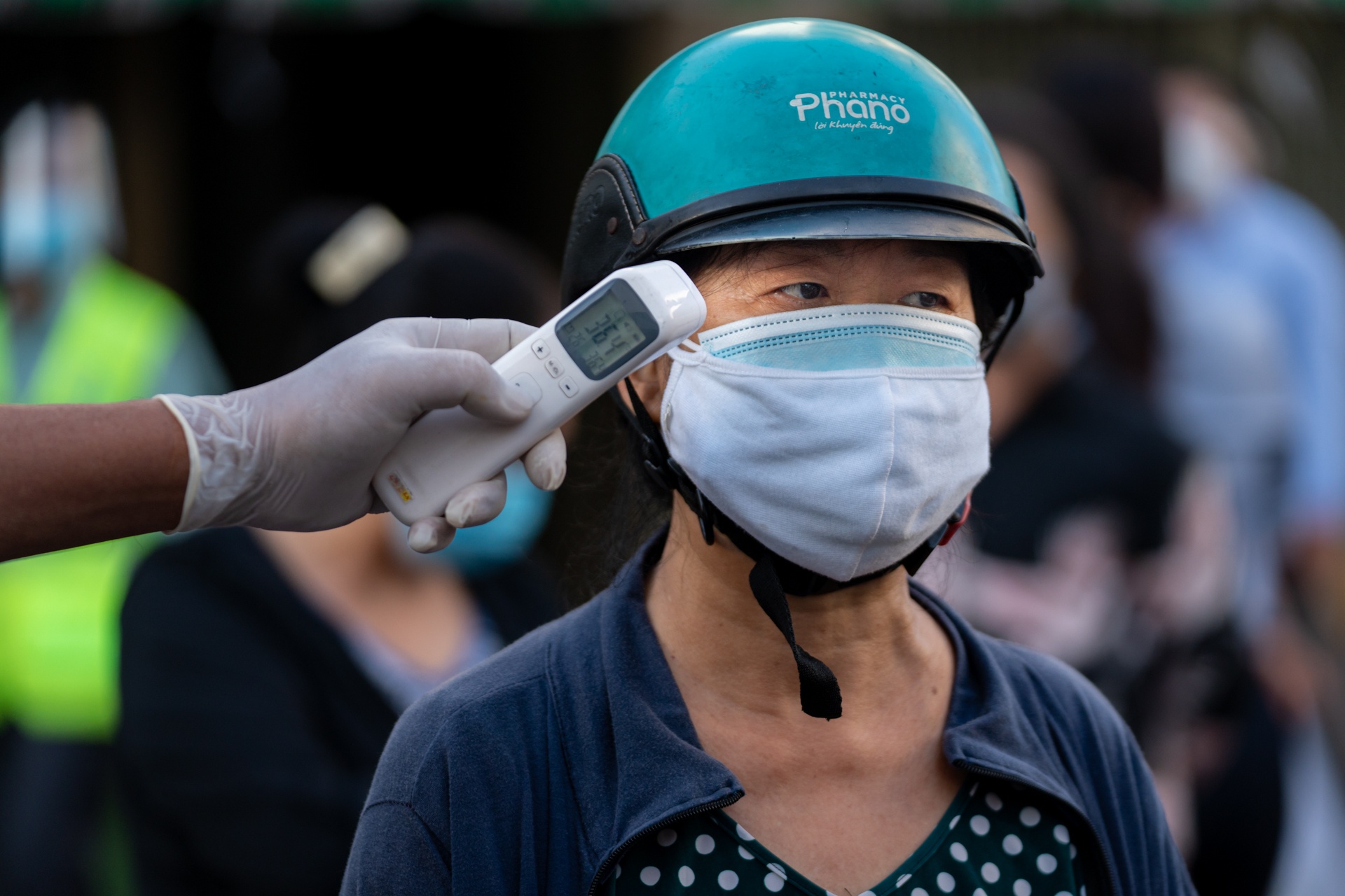 Cho mo cua tro lai anh 3