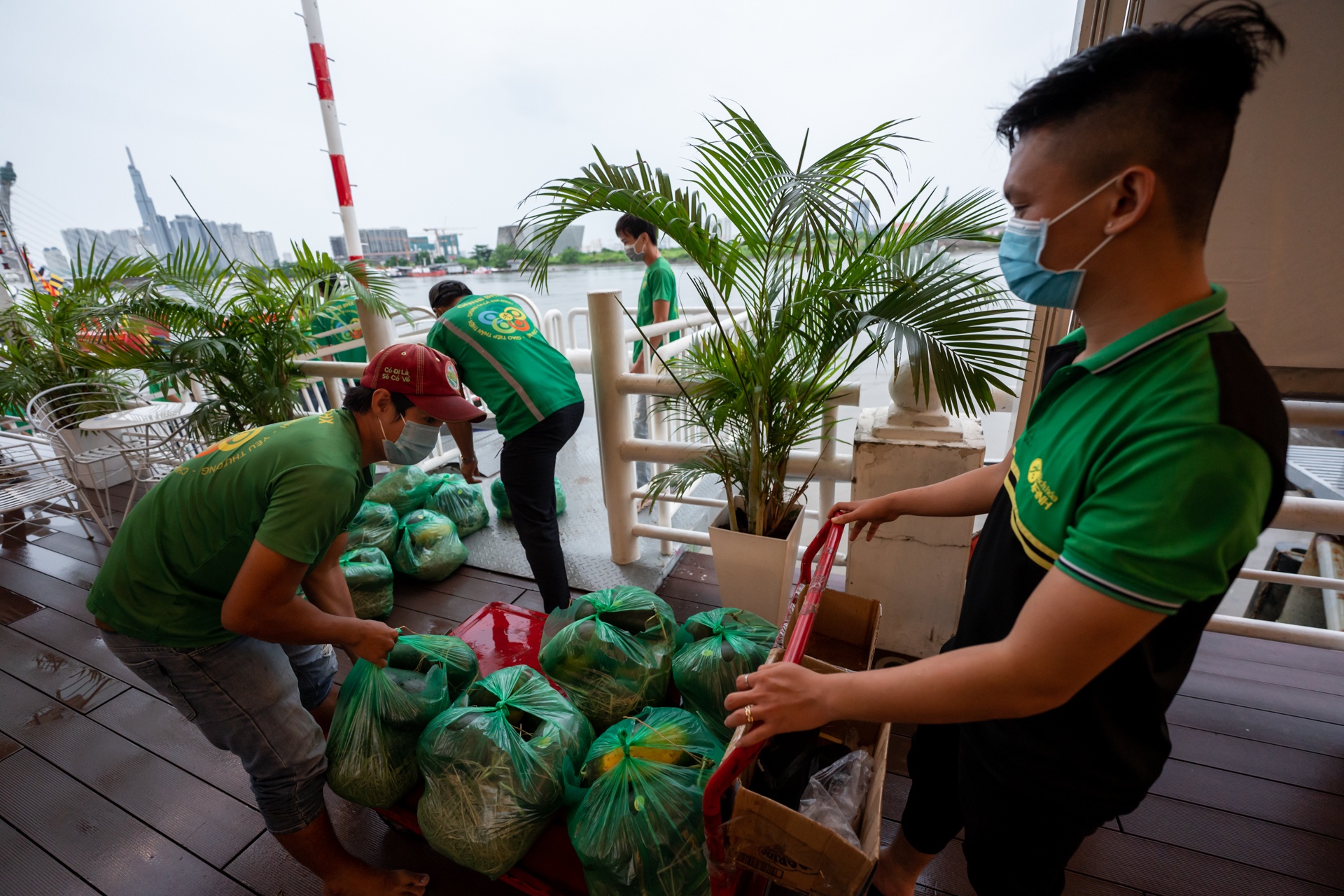 Tau cao toc cho hang hoa thiet yeu anh 5