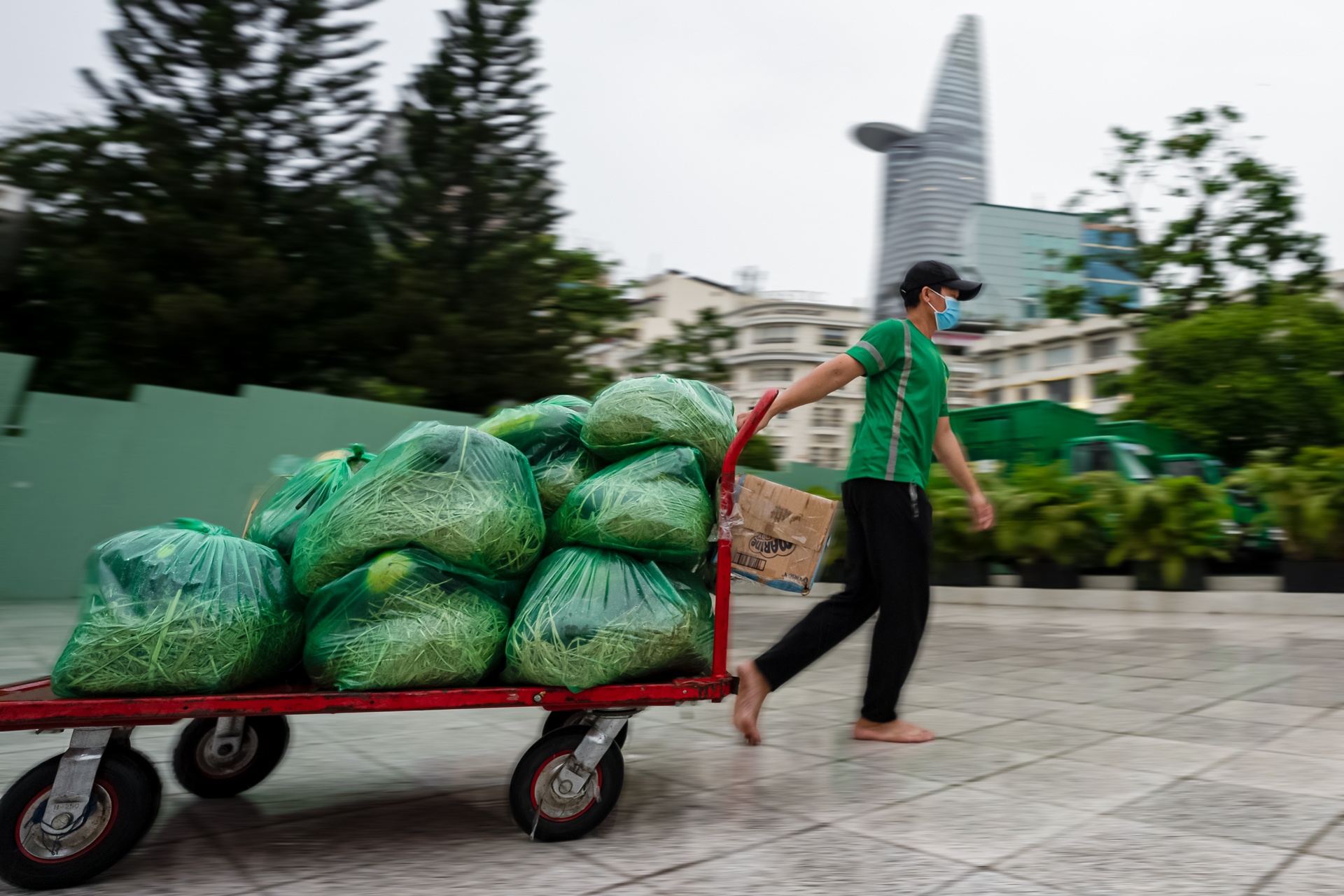 Tau cao toc cho hang hoa thiet yeu anh 6
