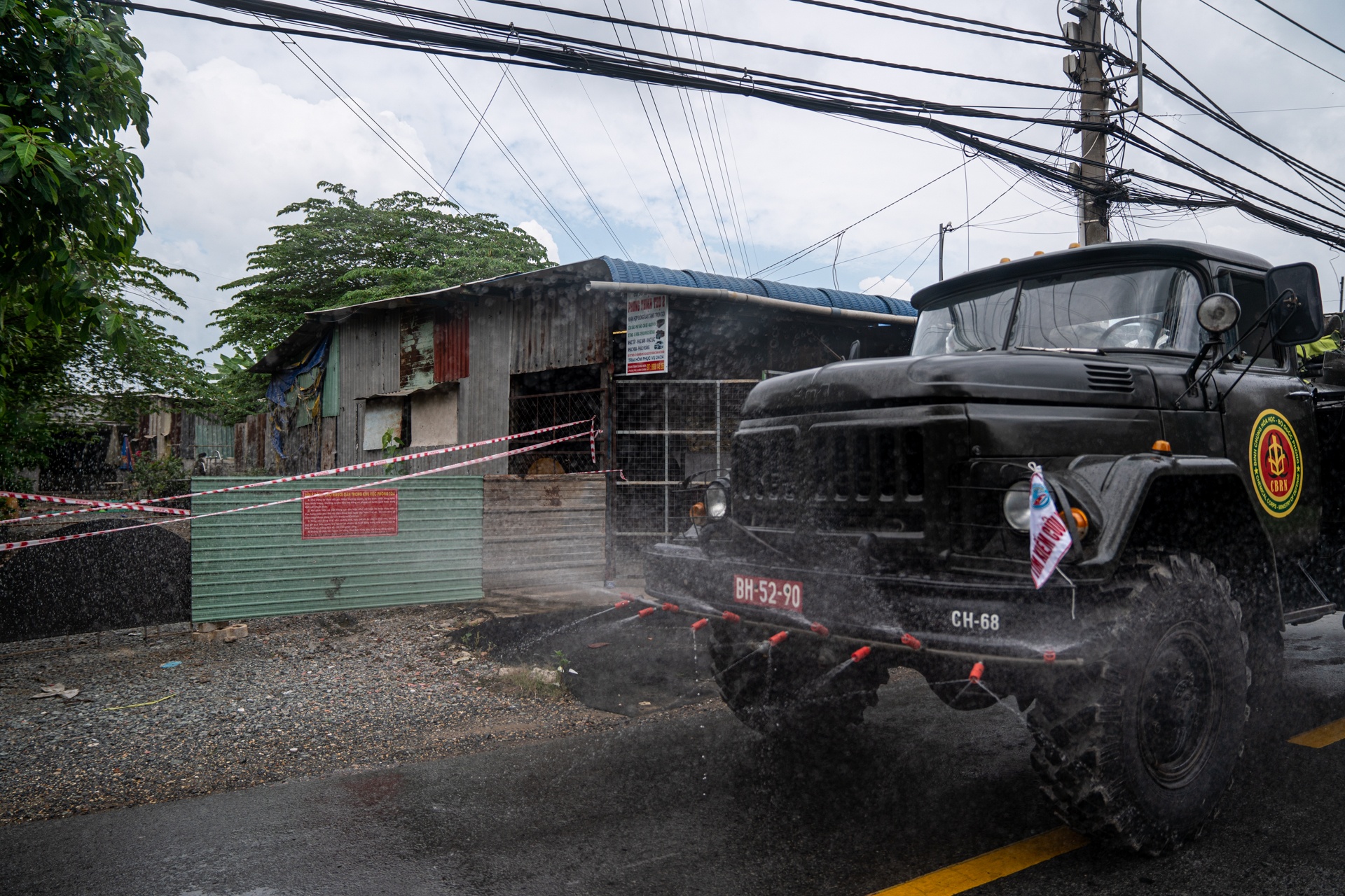 Phun khu khuan toan TP anh 6