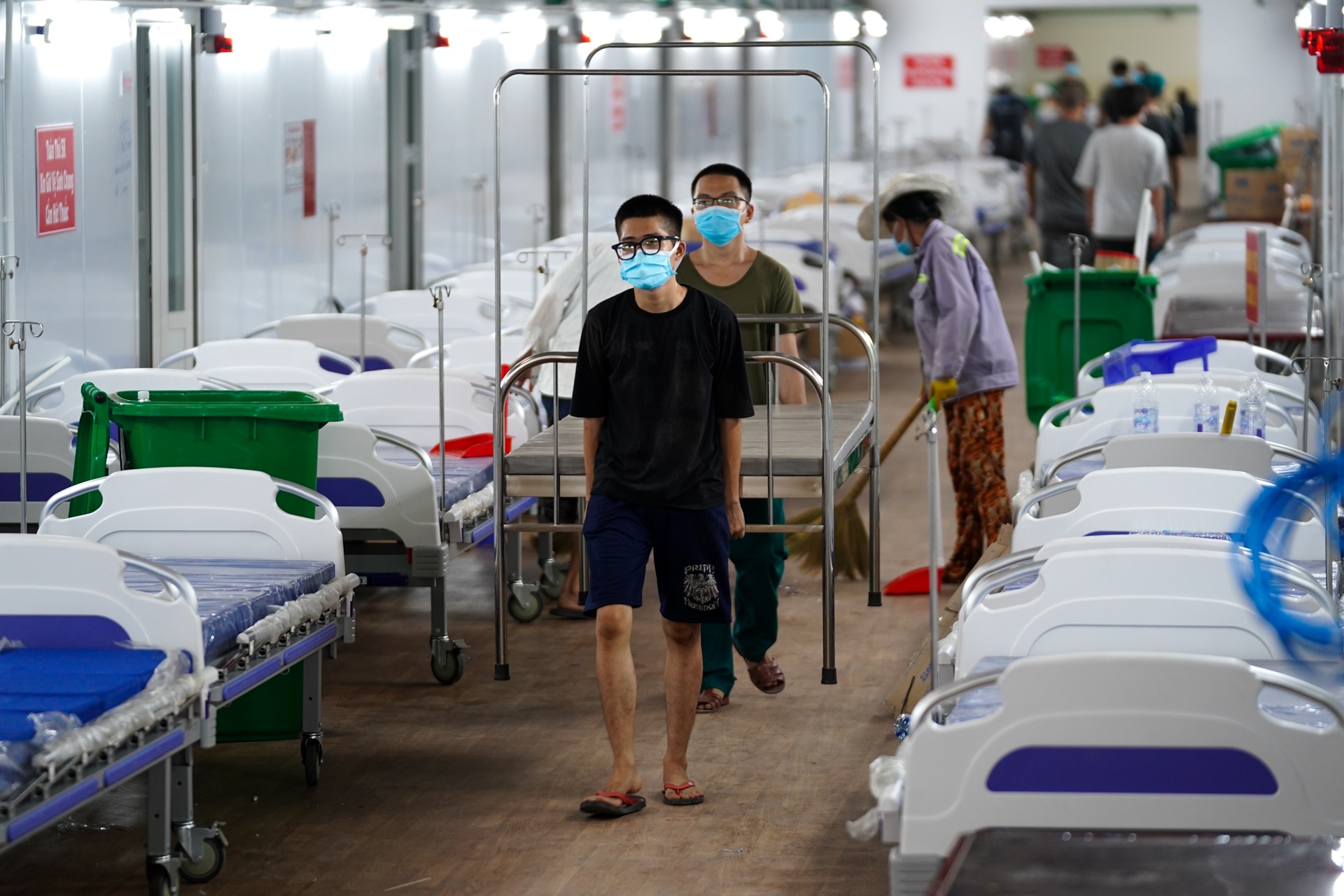 Gap rut hoan thanh Trung tam Hoi suc cap cuu 500 giuong o TP.HCM hinh anh