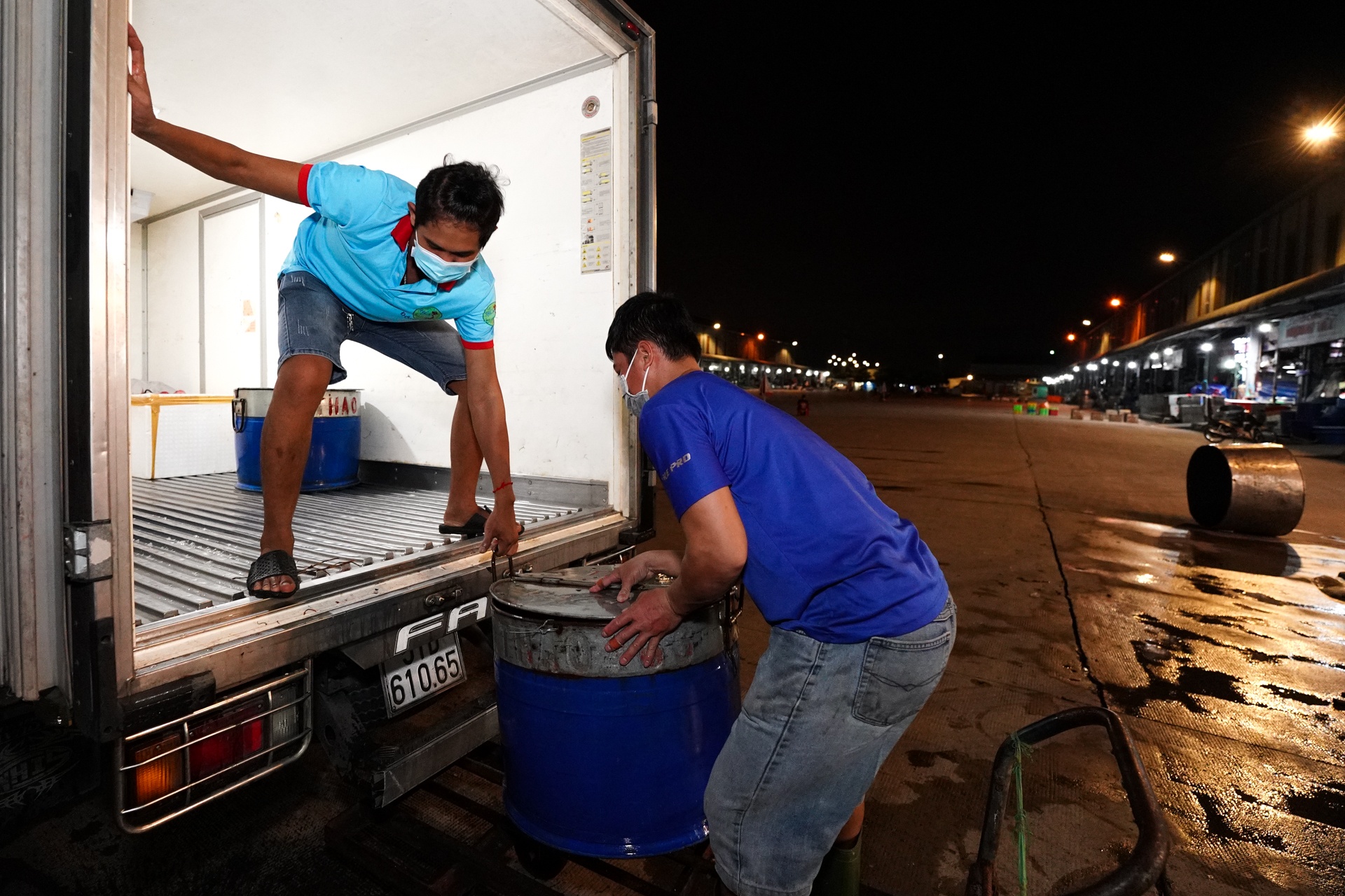 Diem trung chuyen hang hoa anh 6