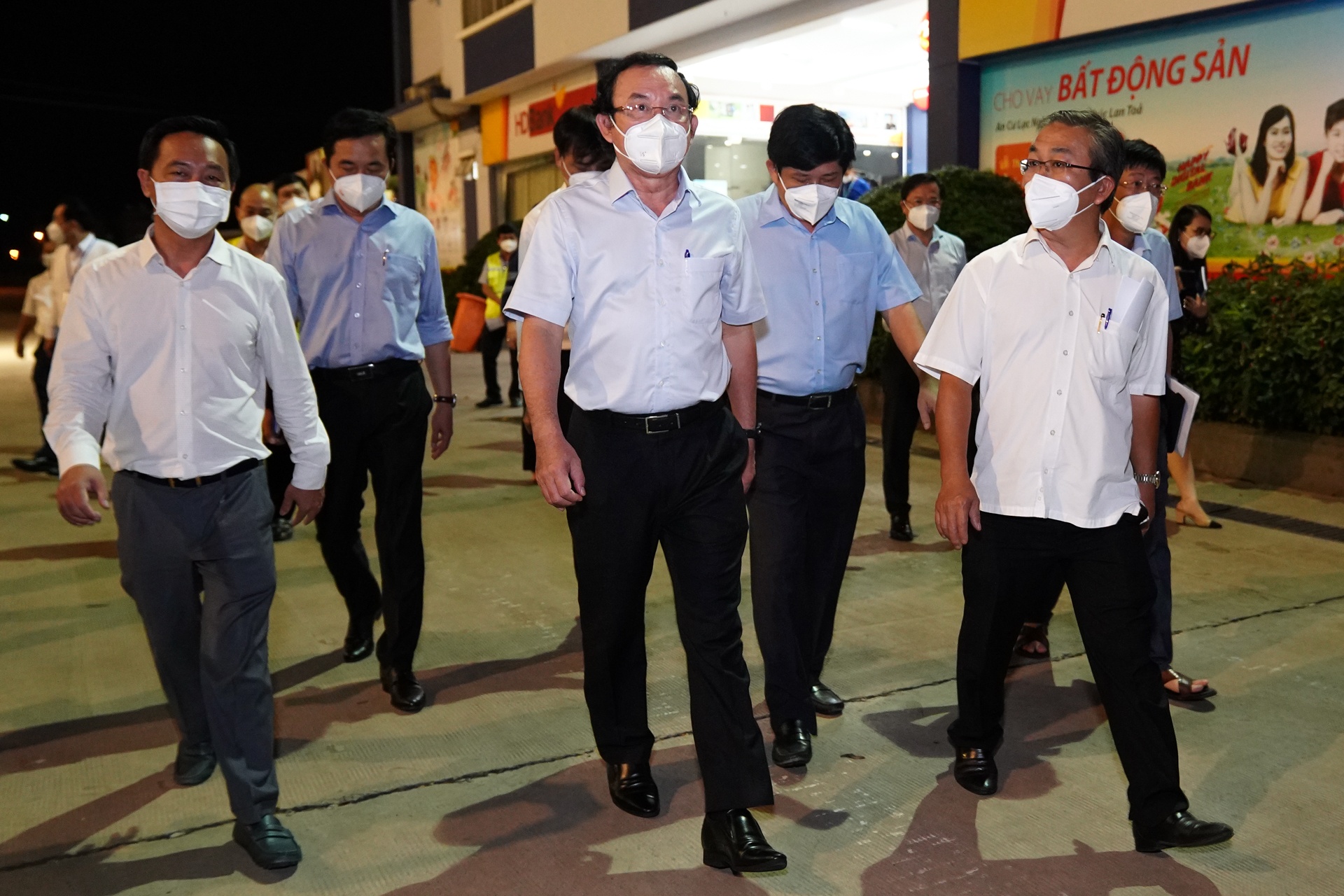 Diem trung chuyen hang hoa anh 1