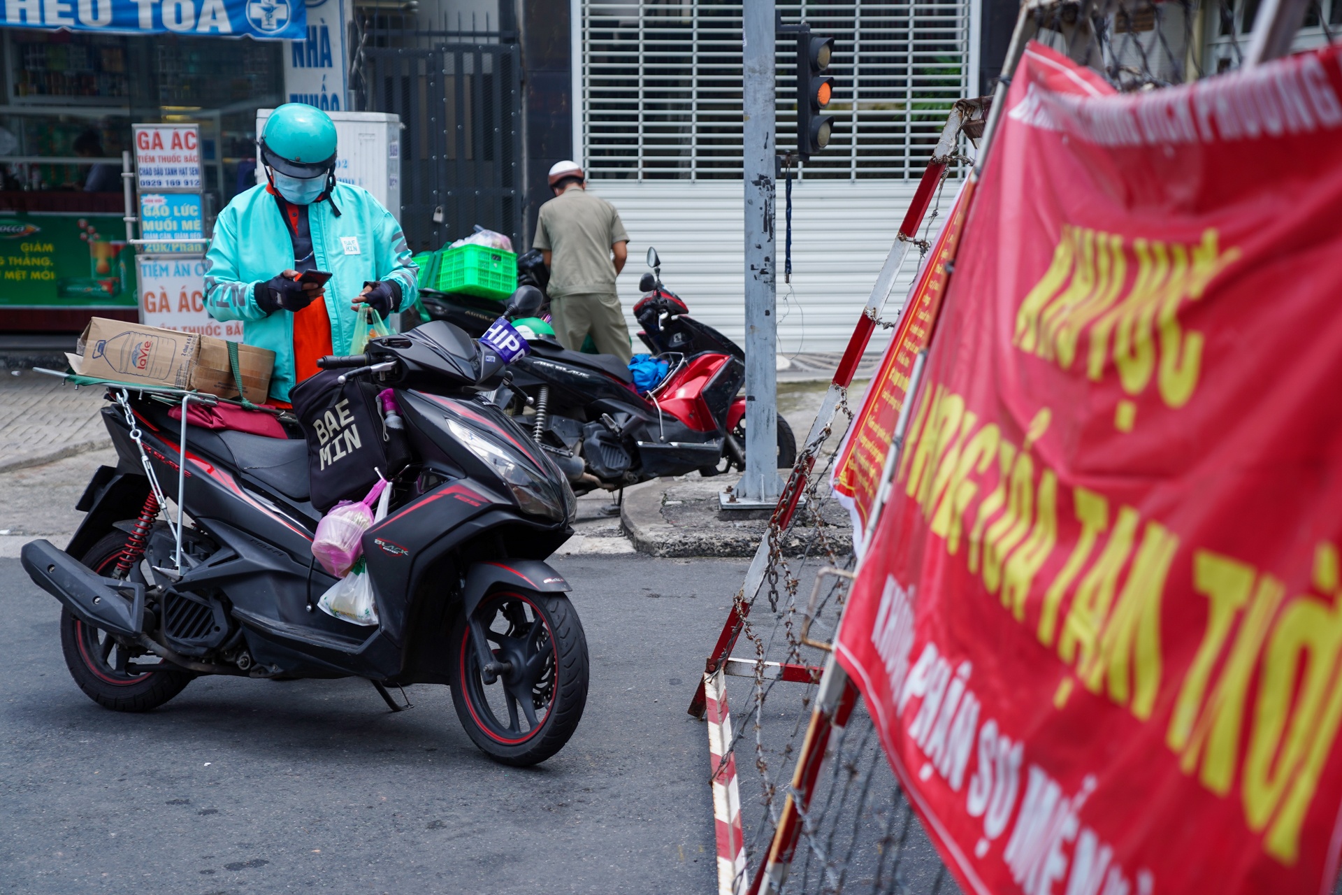 Giao hang lien quan tu 16/9 anh 10