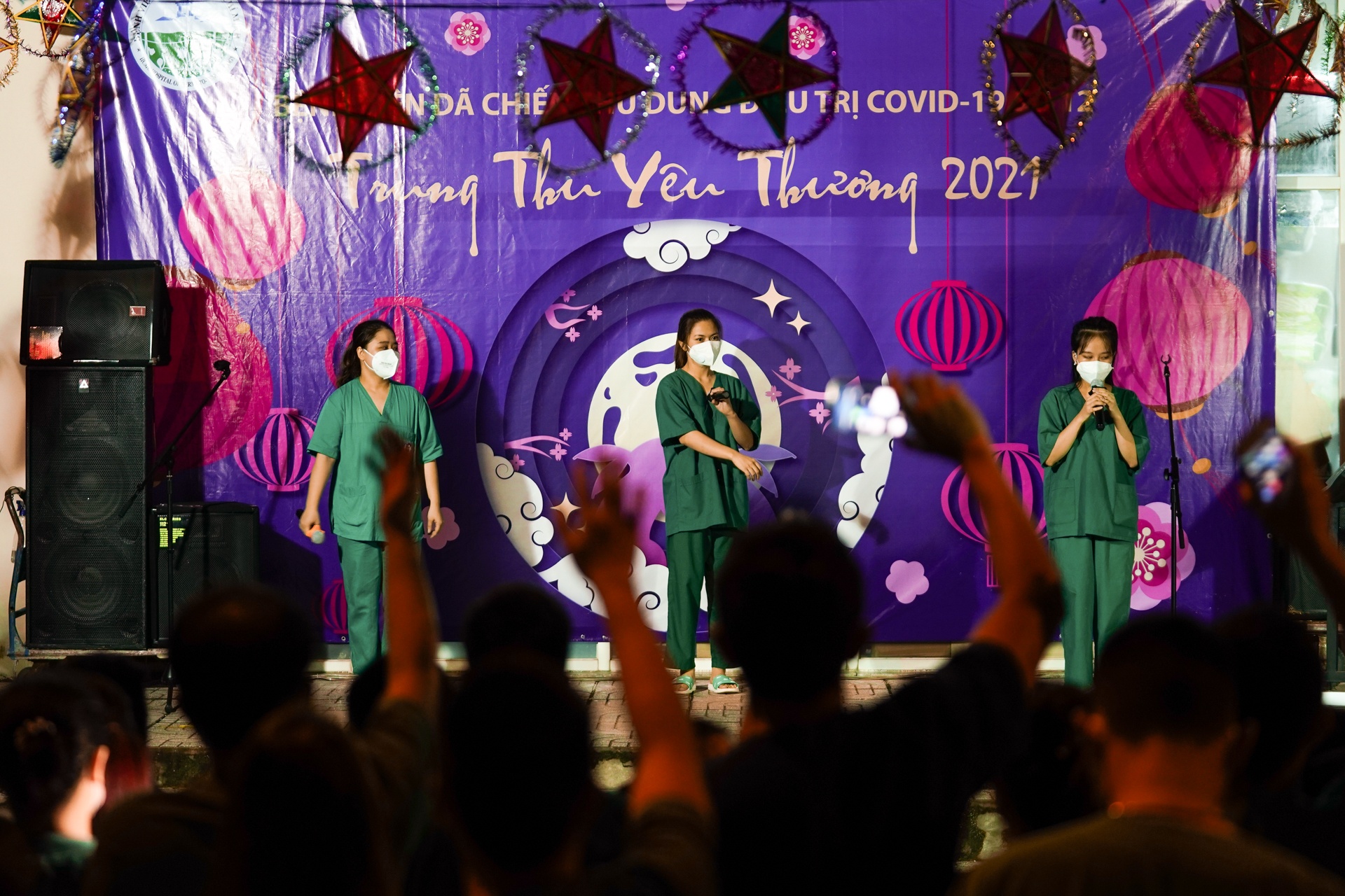 Tết trung thu của bệnh nhi nhiễm Covid-19 ảnh 9 Tet trung thu cua benh nhi nhiem Covid-19 anh 9