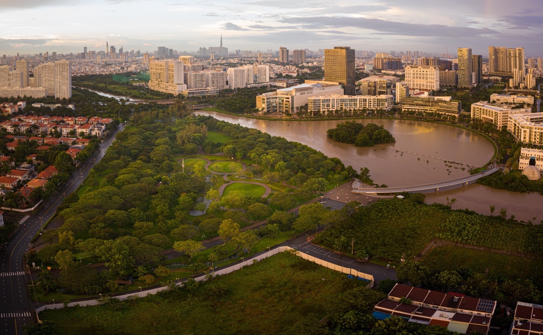 The di tap the duc anh 1