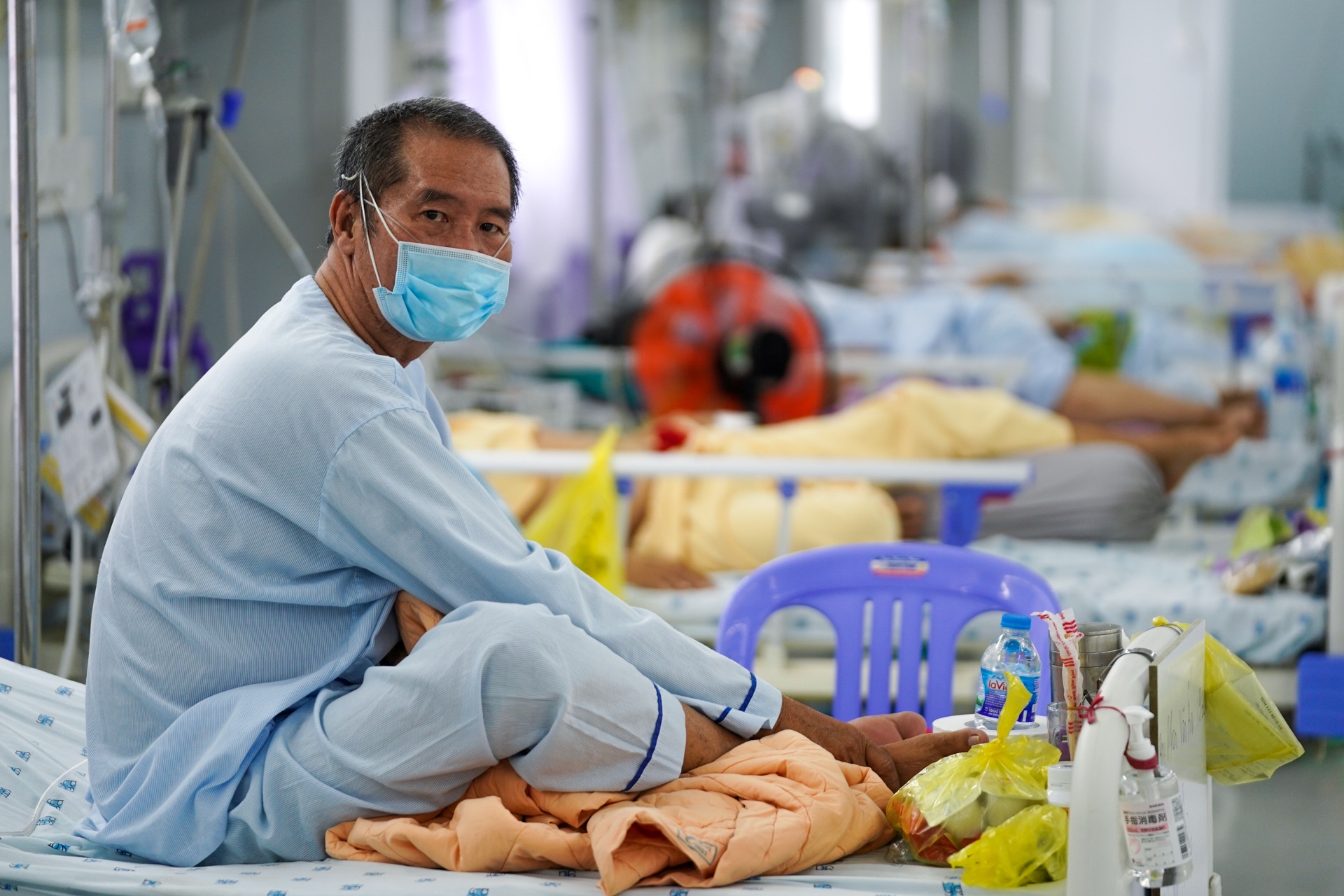 Chuyen benh nhan ve ICU anh 12