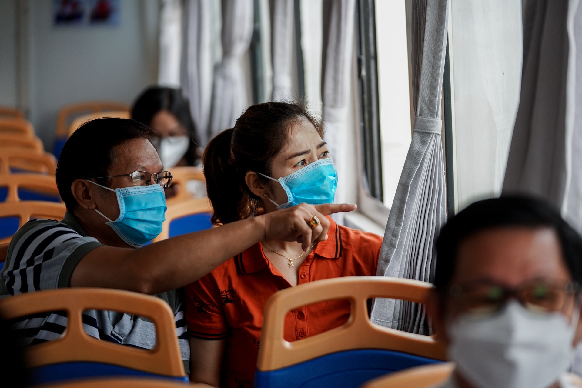 Bus duong thuy mo lai anh 7