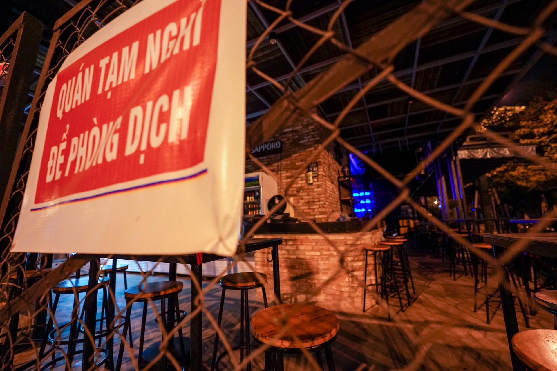 Quan nhau dong nghit khach anh 11