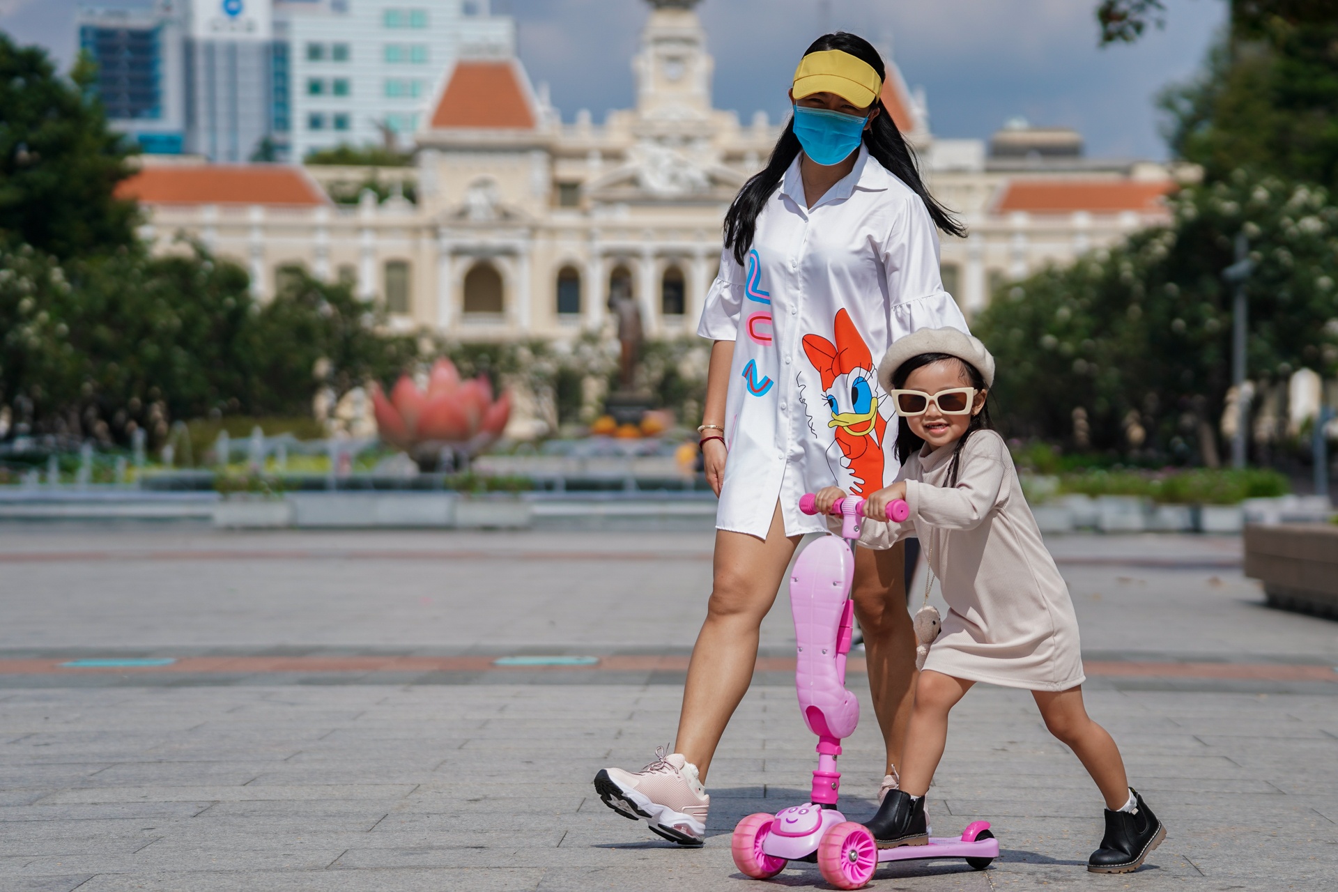 Trung tam TP.HCM ngay cuoi tuan anh 2