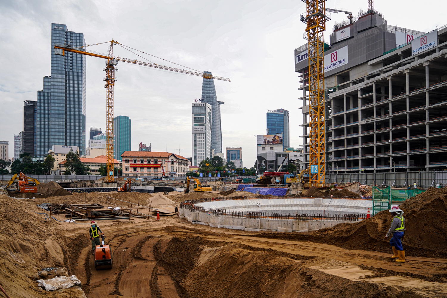 Metro sap hoan thanh anh 13