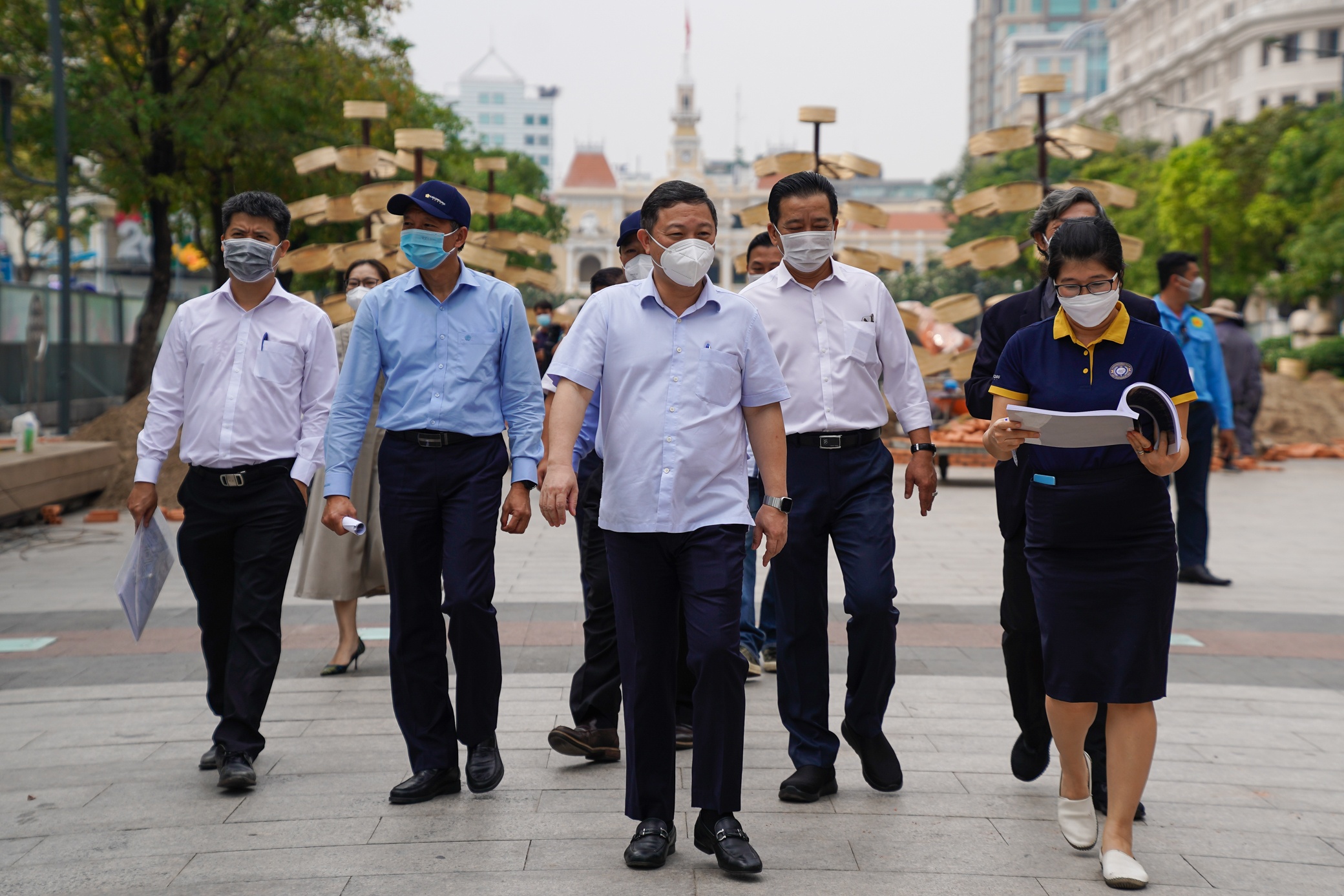 Duong hoa Nguyen Hue 2022 anh 13