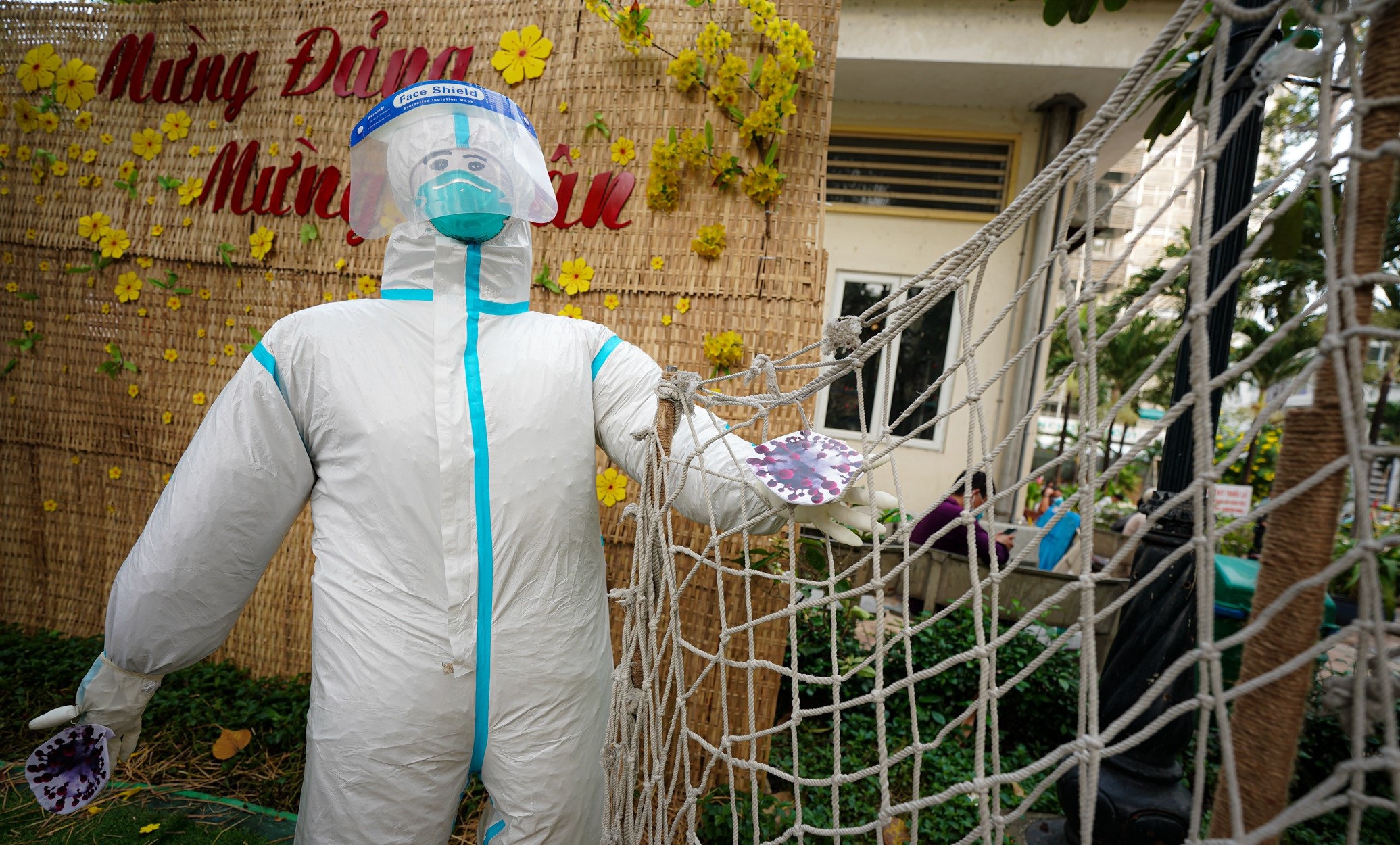 Duong hoa danh tang cho benh nhan tai Benh vien Cho Ray hinh anh