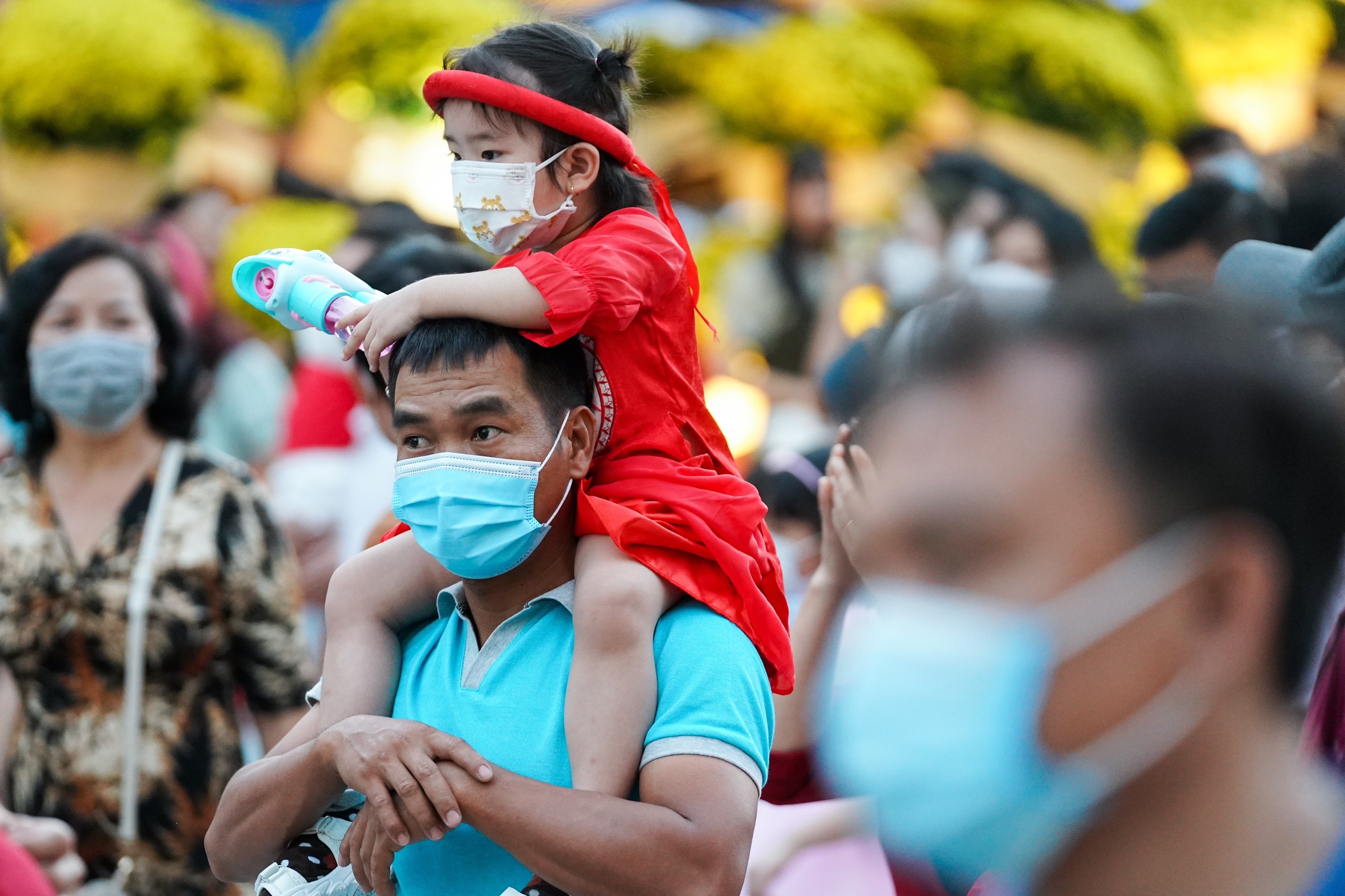 Trung tam TP.HCM cuoi nam Tan Suu anh 11