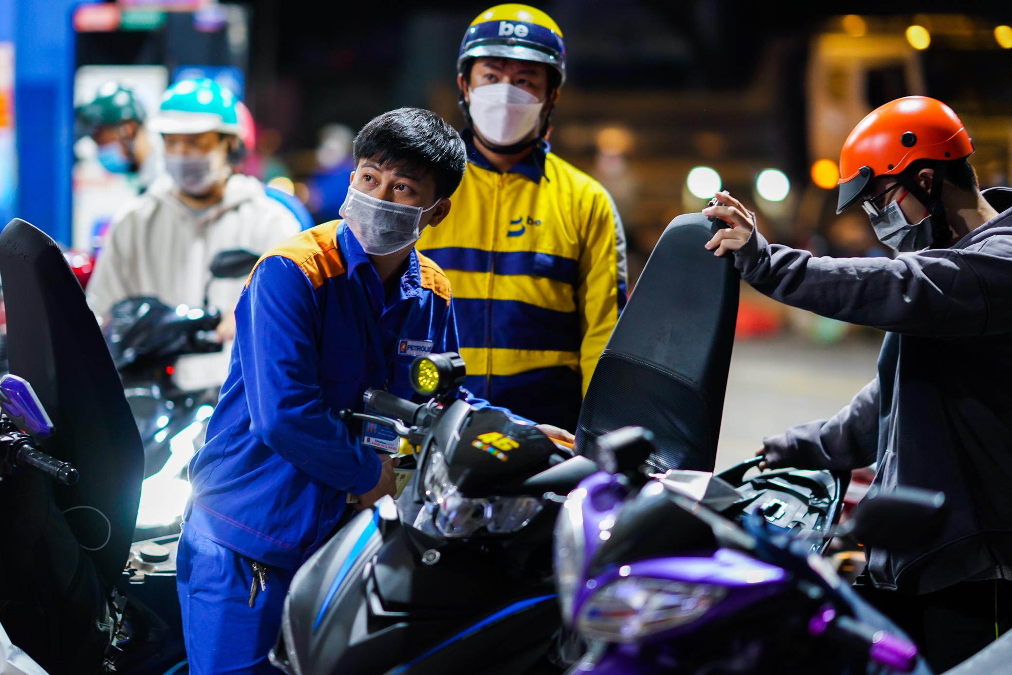 xang tang gia ky luc anh 2