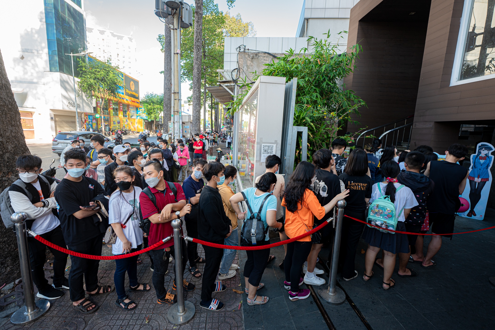 Xep hang mua chuyen Chu thuat hoi chien anh 8