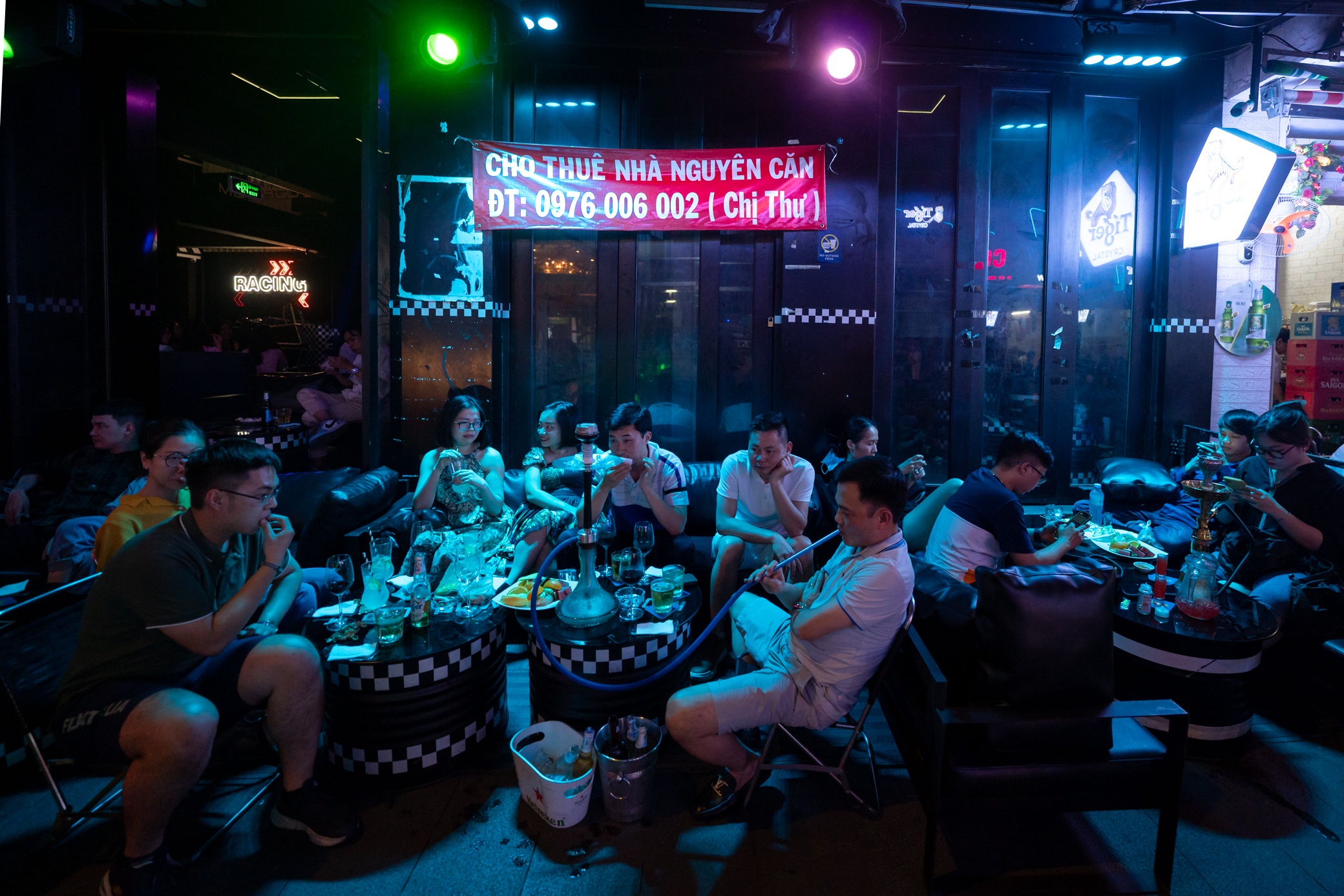 Bui Vien dong nghet anh 3